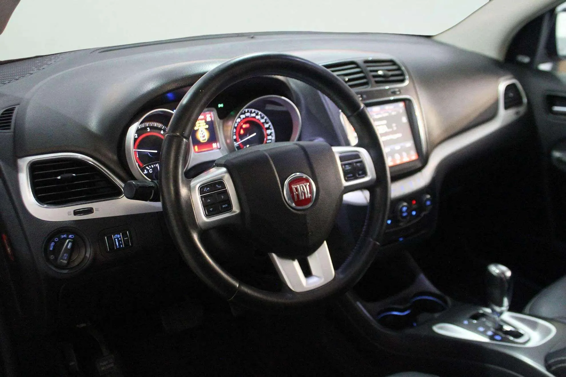 Fiat Freemont Black Code AWD 2.0 16v Diésel aut. - foto 8