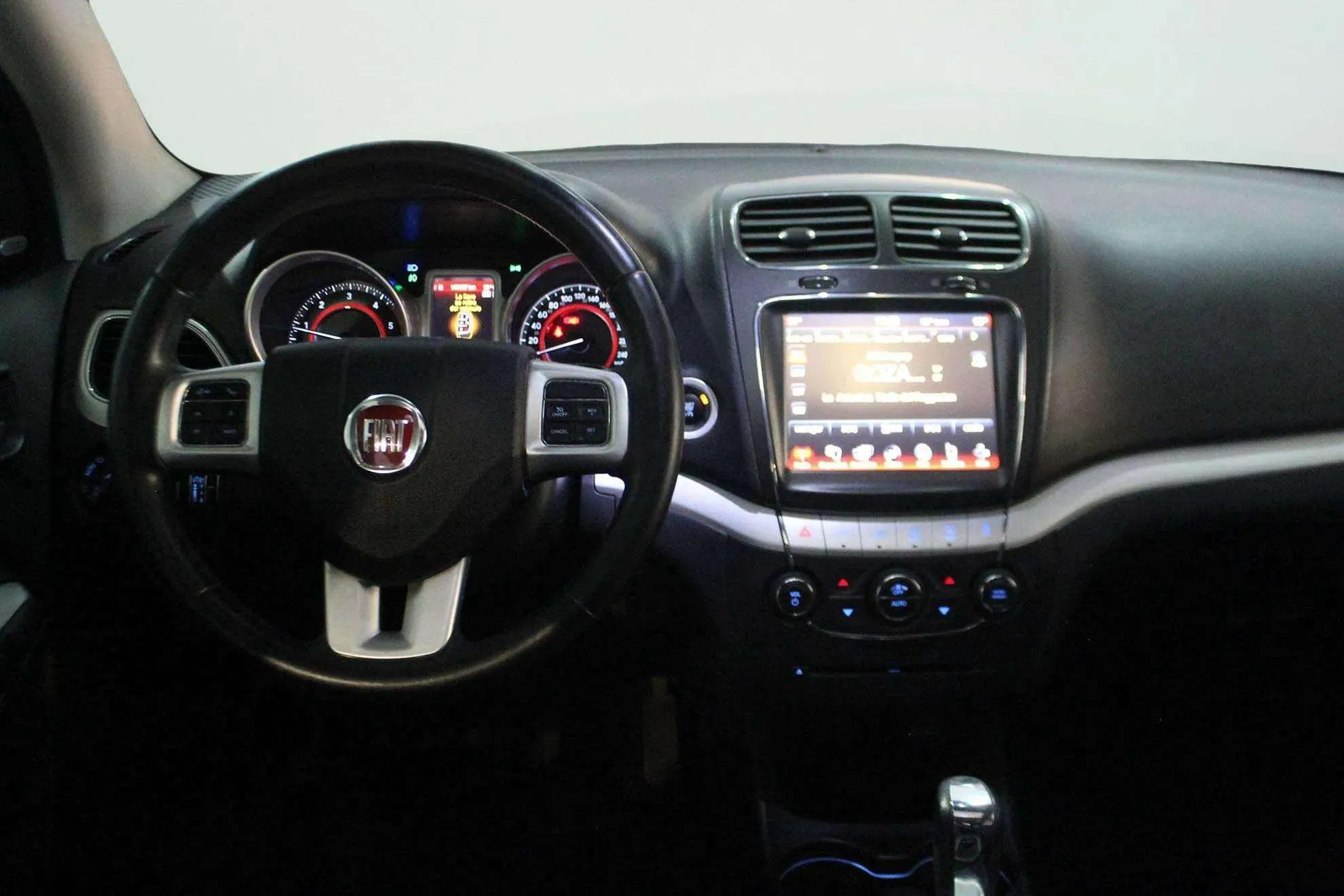 Fiat Freemont Black Code AWD 2.0 16v Diésel aut. - foto 14