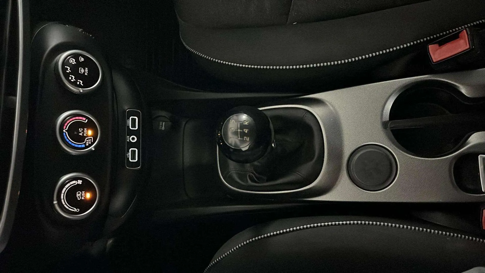 Fiat 500X City Cross 1.6 E-Torq 4x2 - foto 17