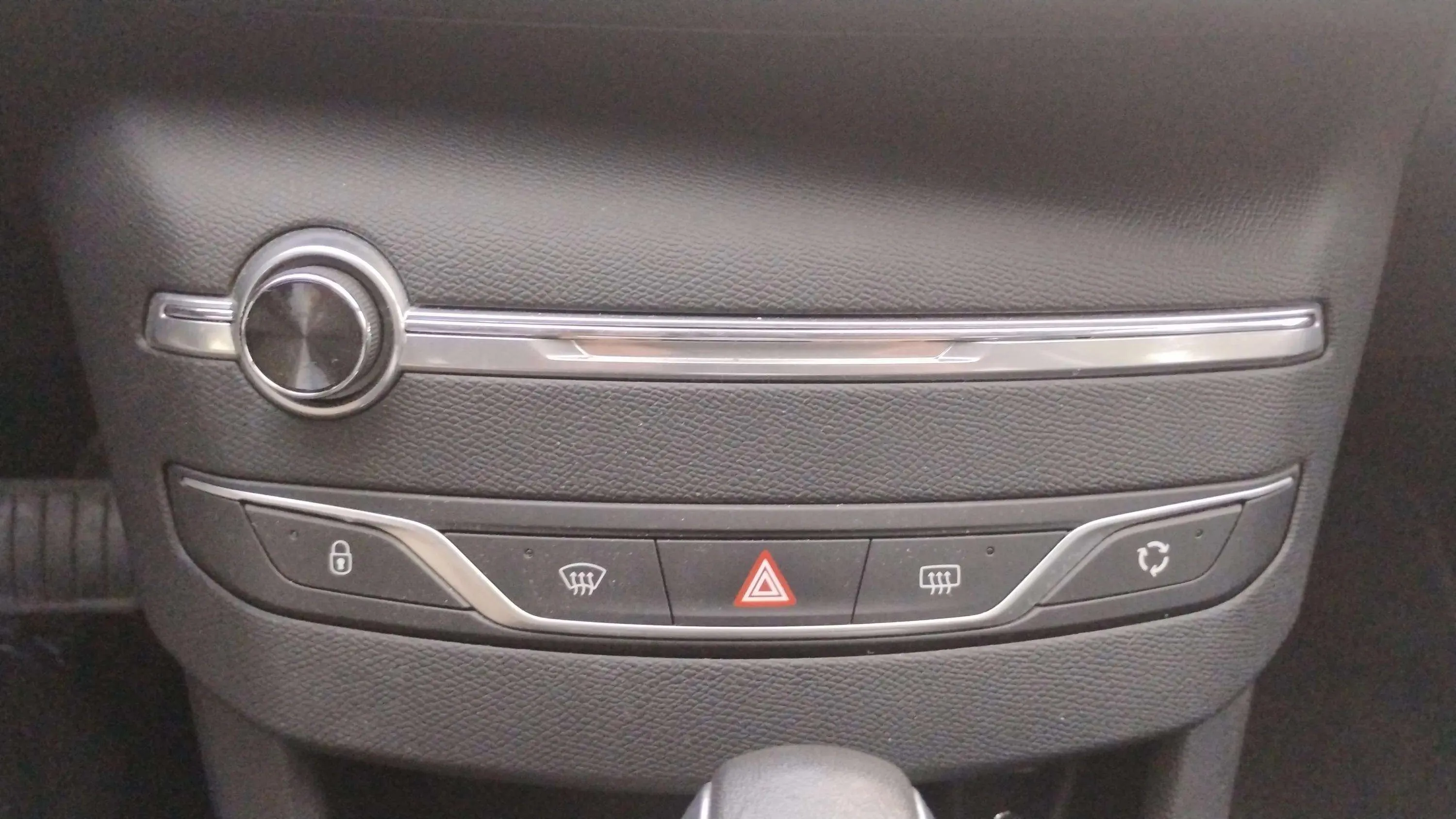 Peugeot 308 Style 1.2 PureTech 130 EAT6 - foto 24