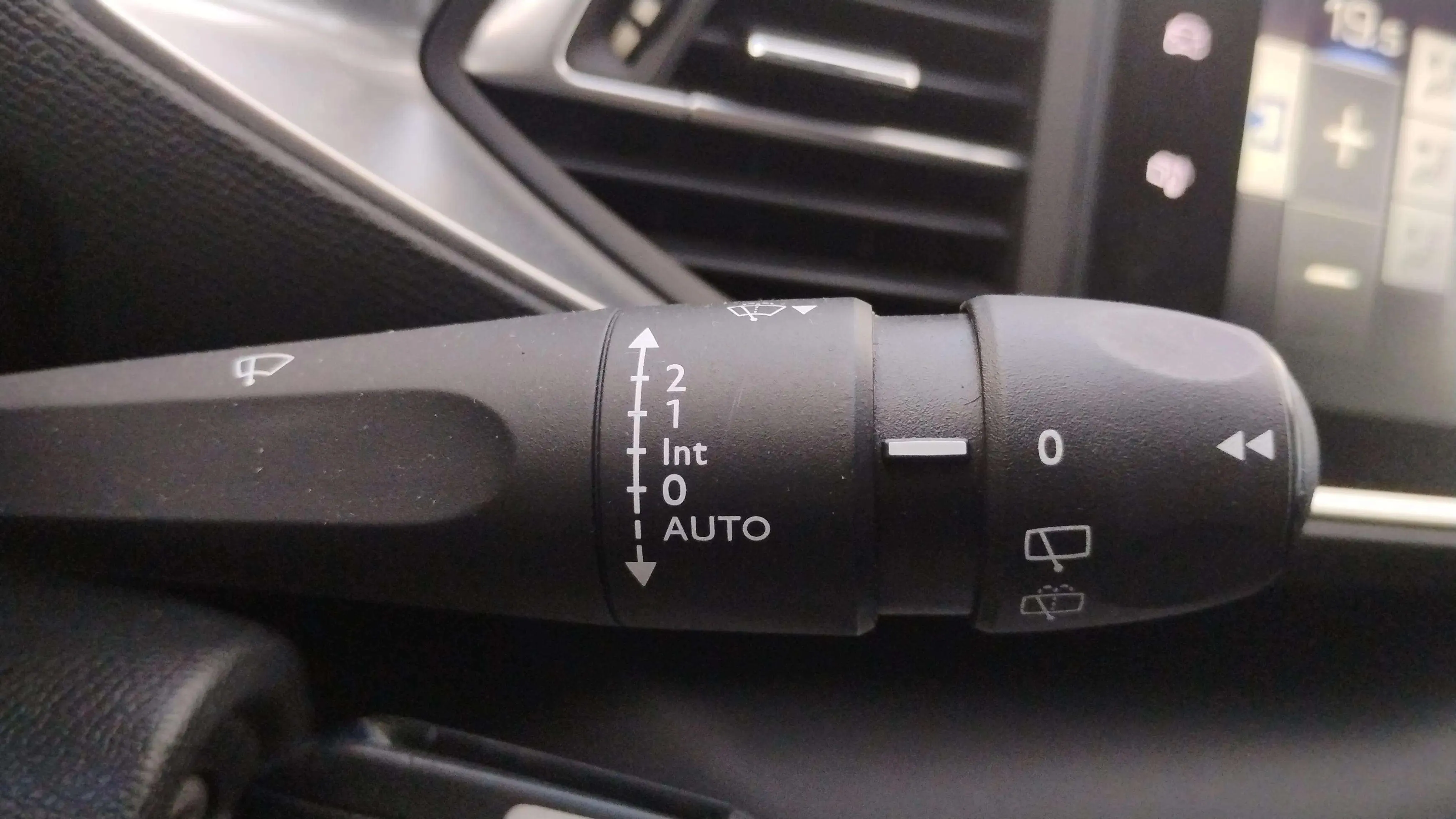 Peugeot 308 Style 1.2 PureTech 130 EAT6 - foto 19