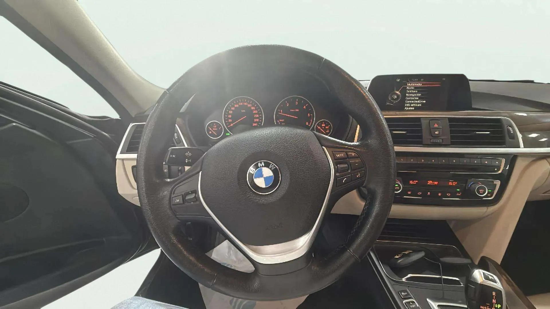 BMW Serie 3 320d Touring - foto 7