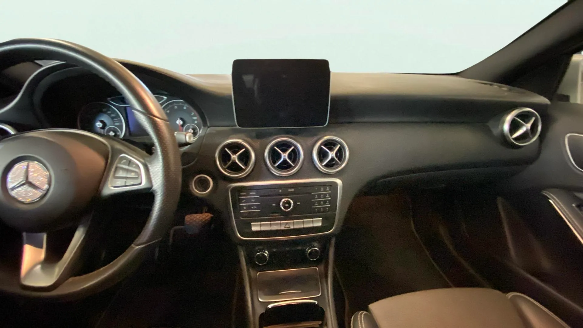 Mercedes-Benz Clase A A 180 - foto 16