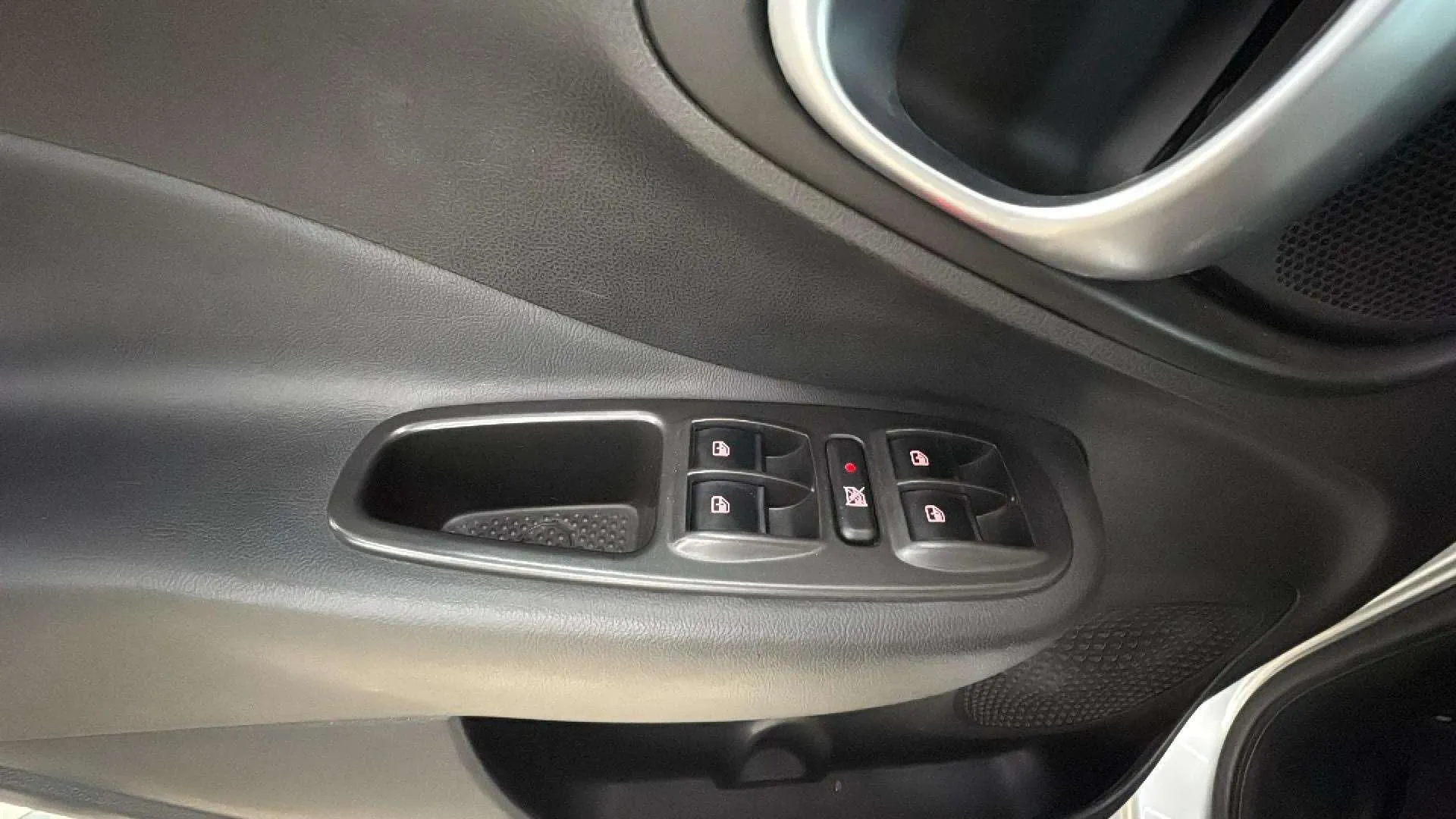 Fiat 500L 1.3 16v MultiJet II - foto 17