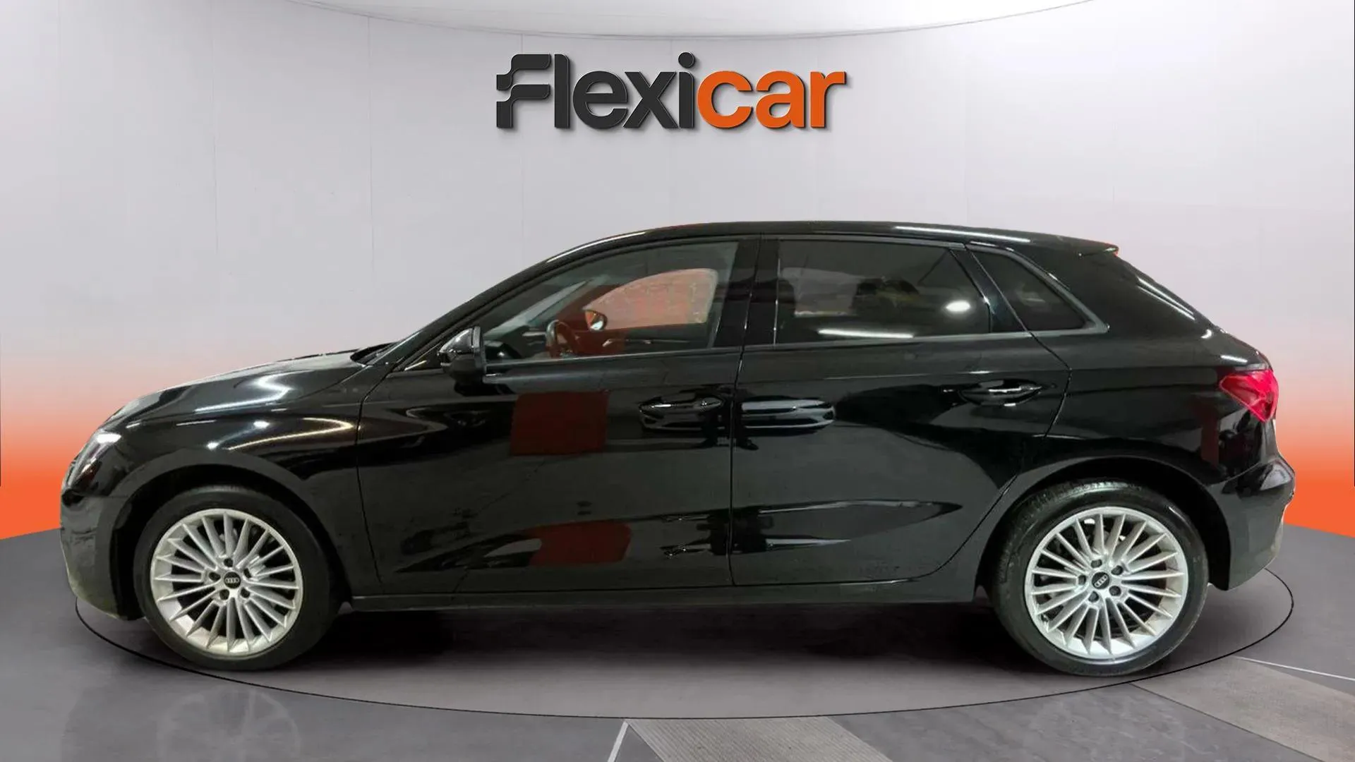 Audi A3 Sportback 30 TDI - foto 4