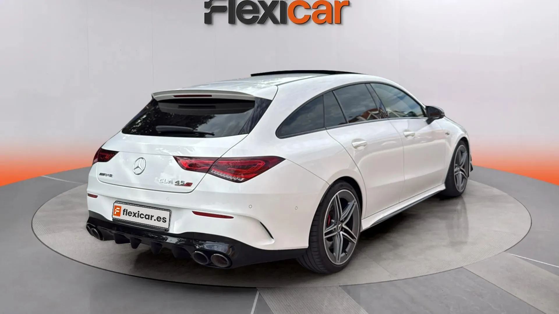 Mercedes-Benz CLA Mercedes-AMG 45 4MATIC+ Shooting Bra - foto 3
