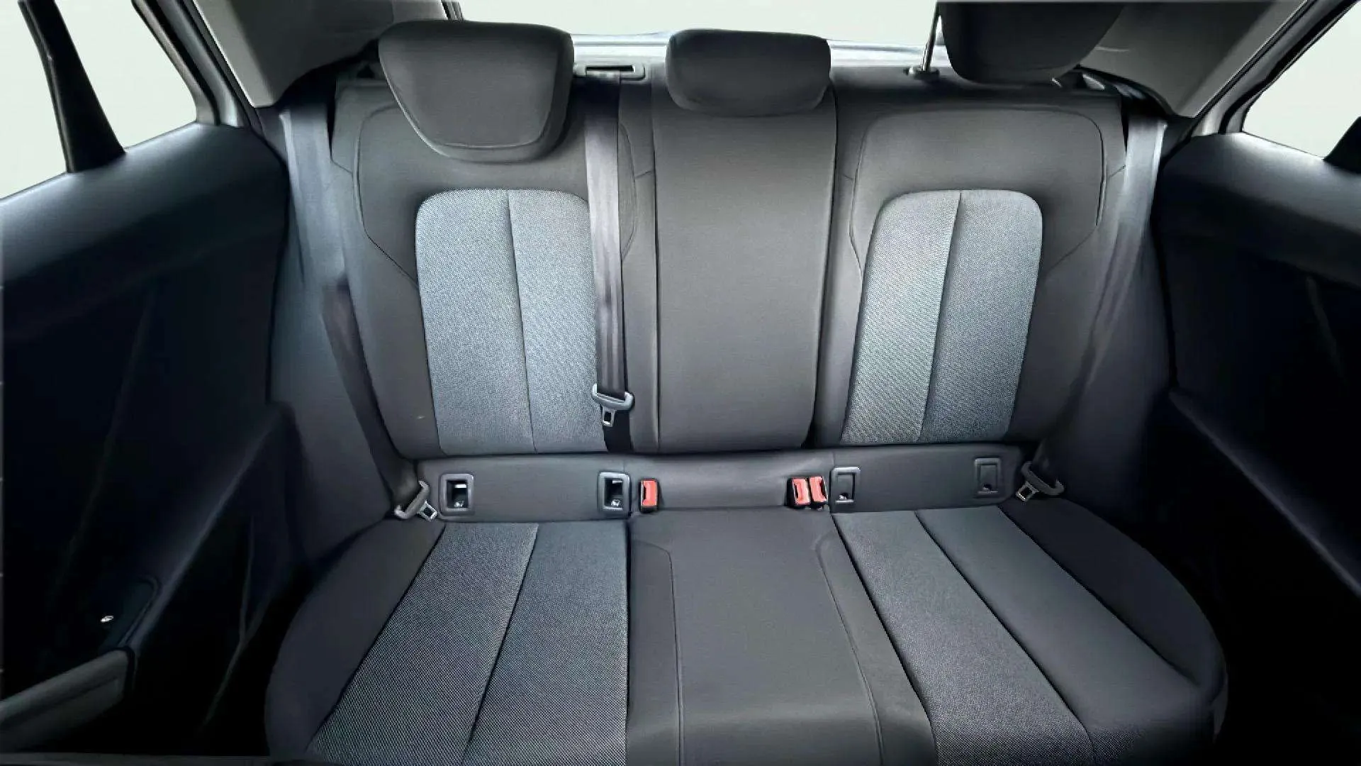 Audi Q2 Advanced 35 TFSI S tronic - foto 18