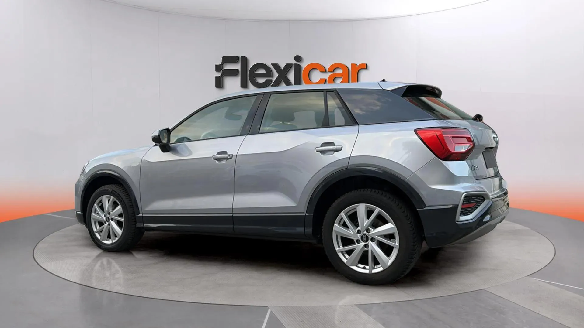 Audi Q2 Advanced 35 TFSI S tronic - foto 9