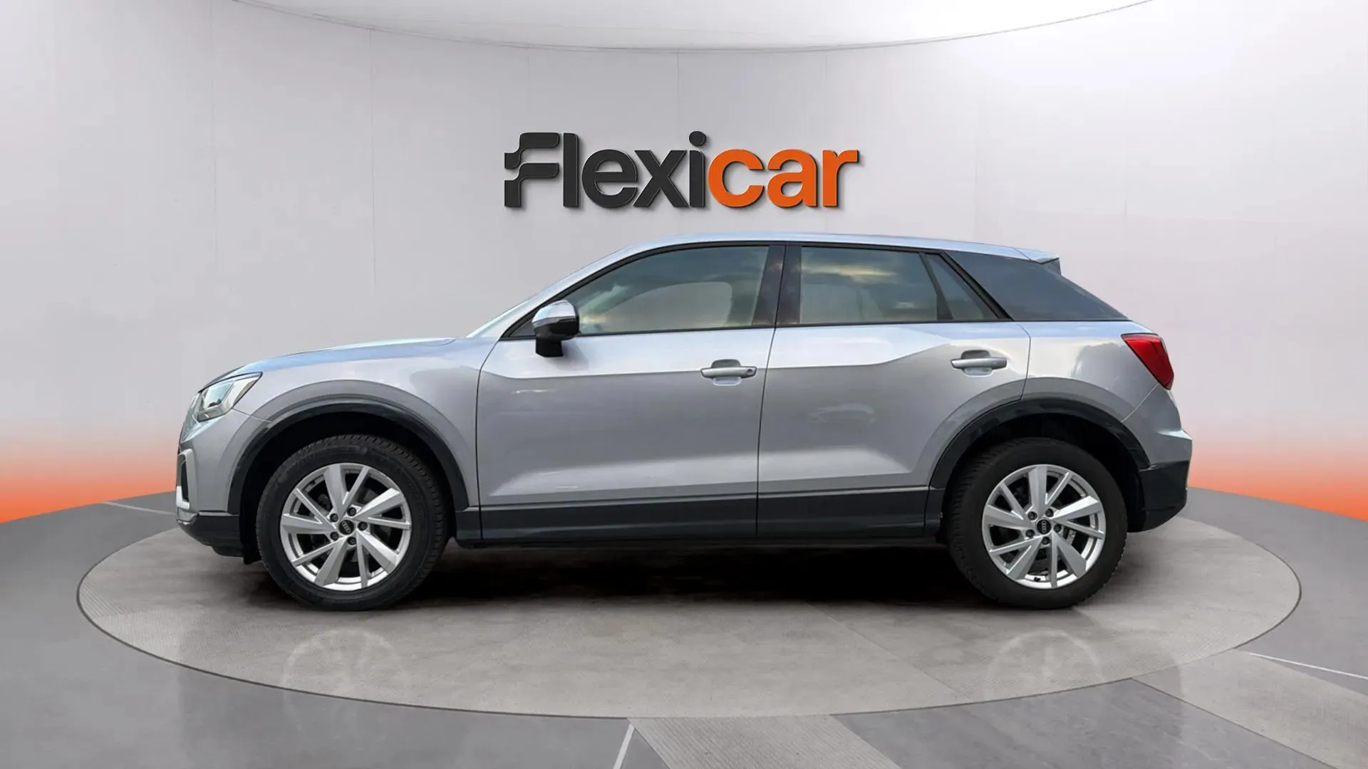 Audi Q2 Advanced 35 TFSI S tronic - foto 4