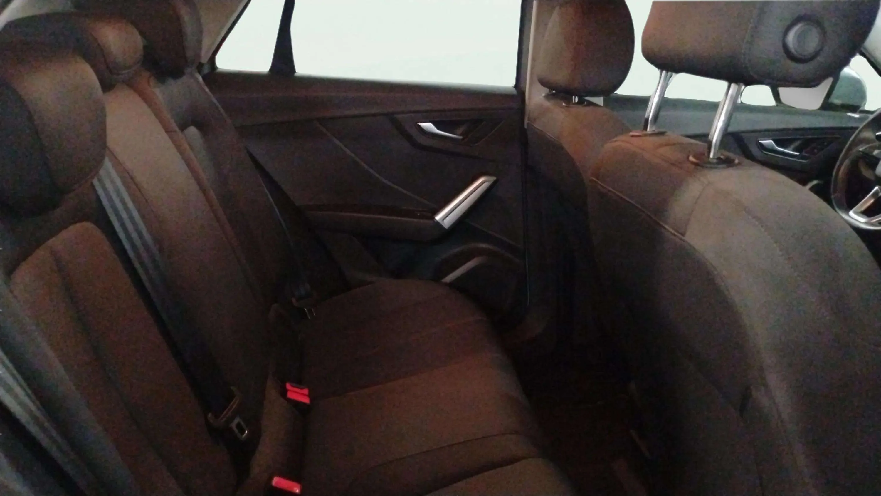 Audi Q2 Adrenalin 35 TFSI S tronic - foto 17