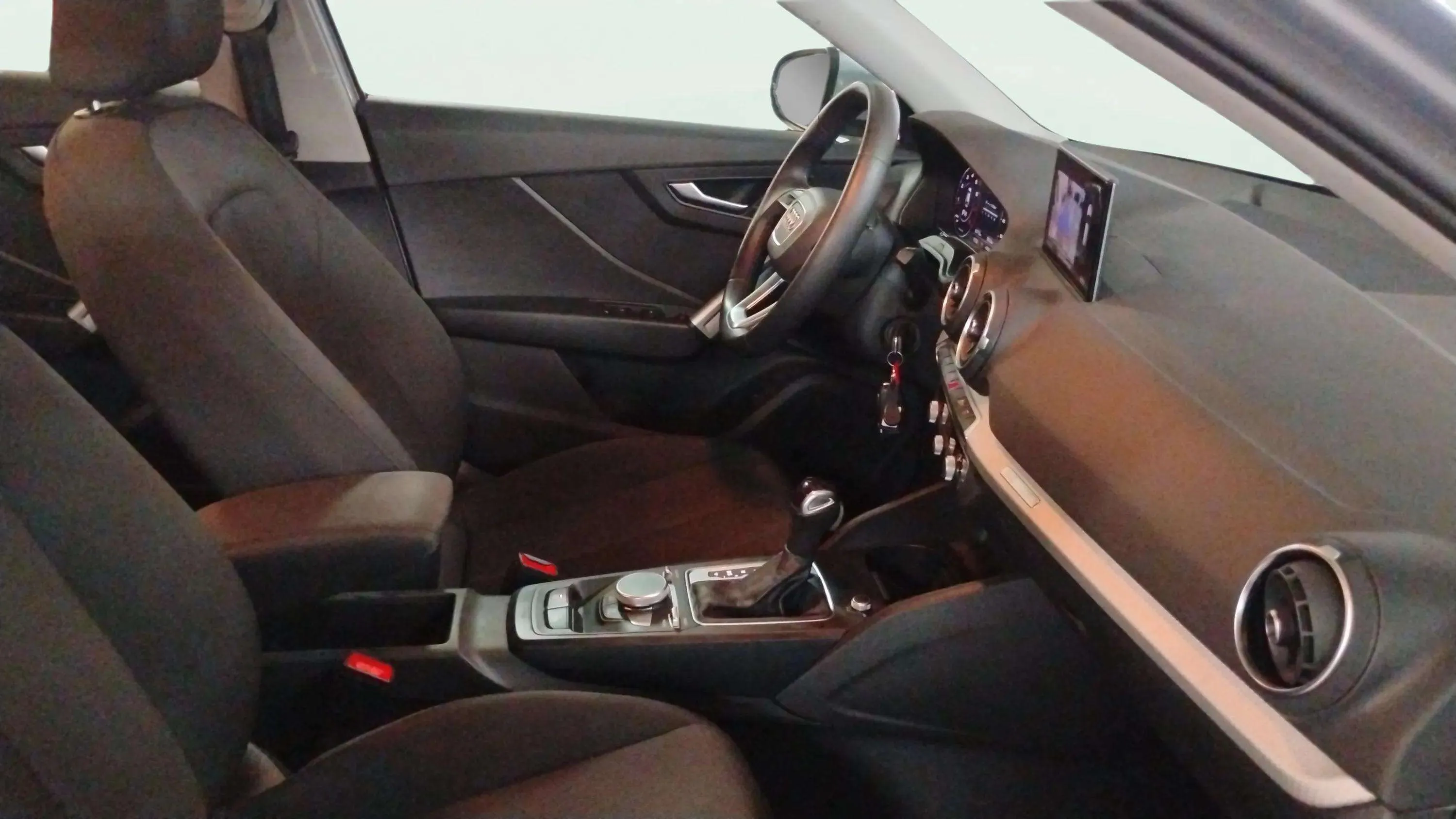 Audi Q2 Adrenalin 35 TFSI S tronic - foto 12