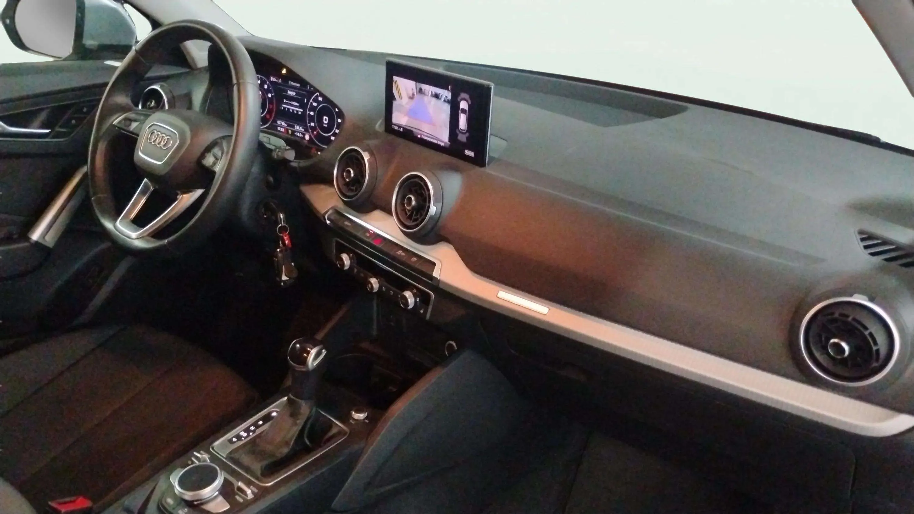Audi Q2 Adrenalin 35 TFSI S tronic - foto 13