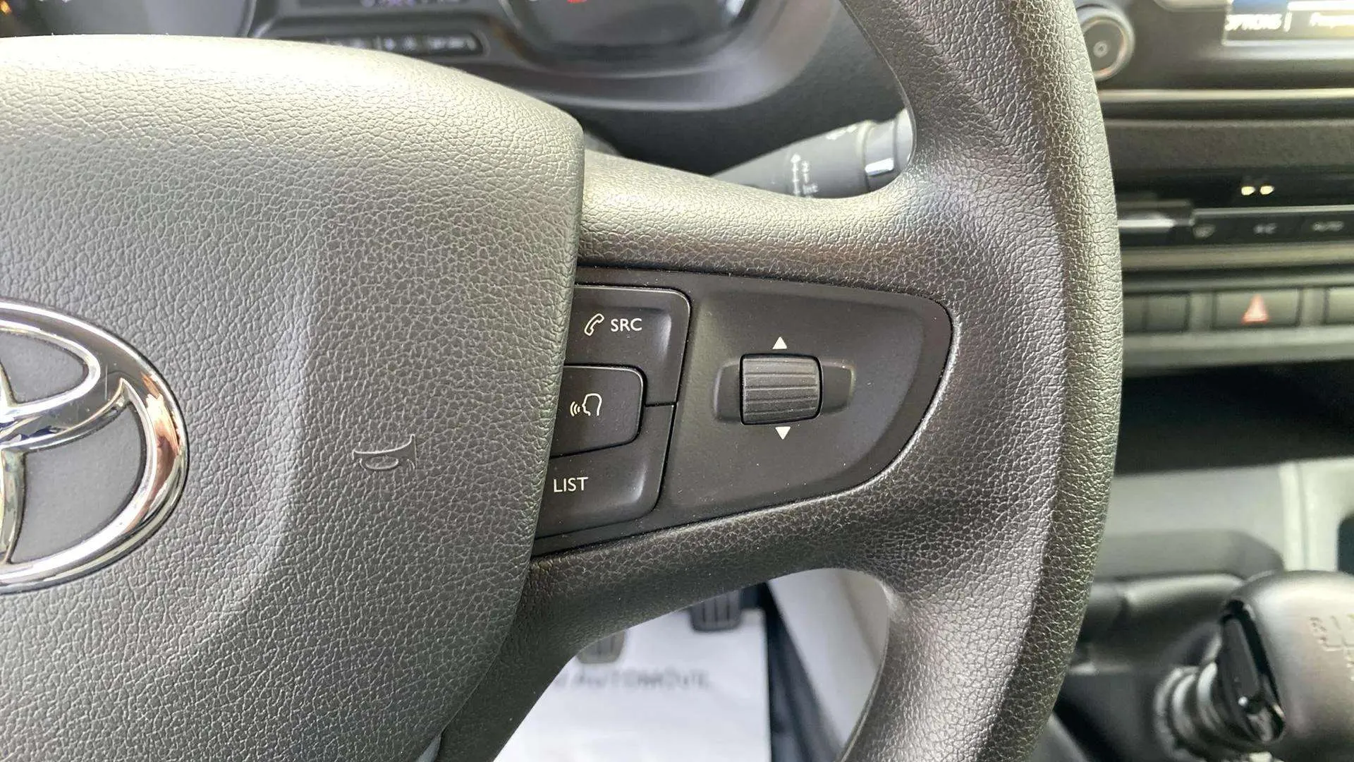 Toyota Proace Comfort 1.5D -4D Kombi L1 - foto 18