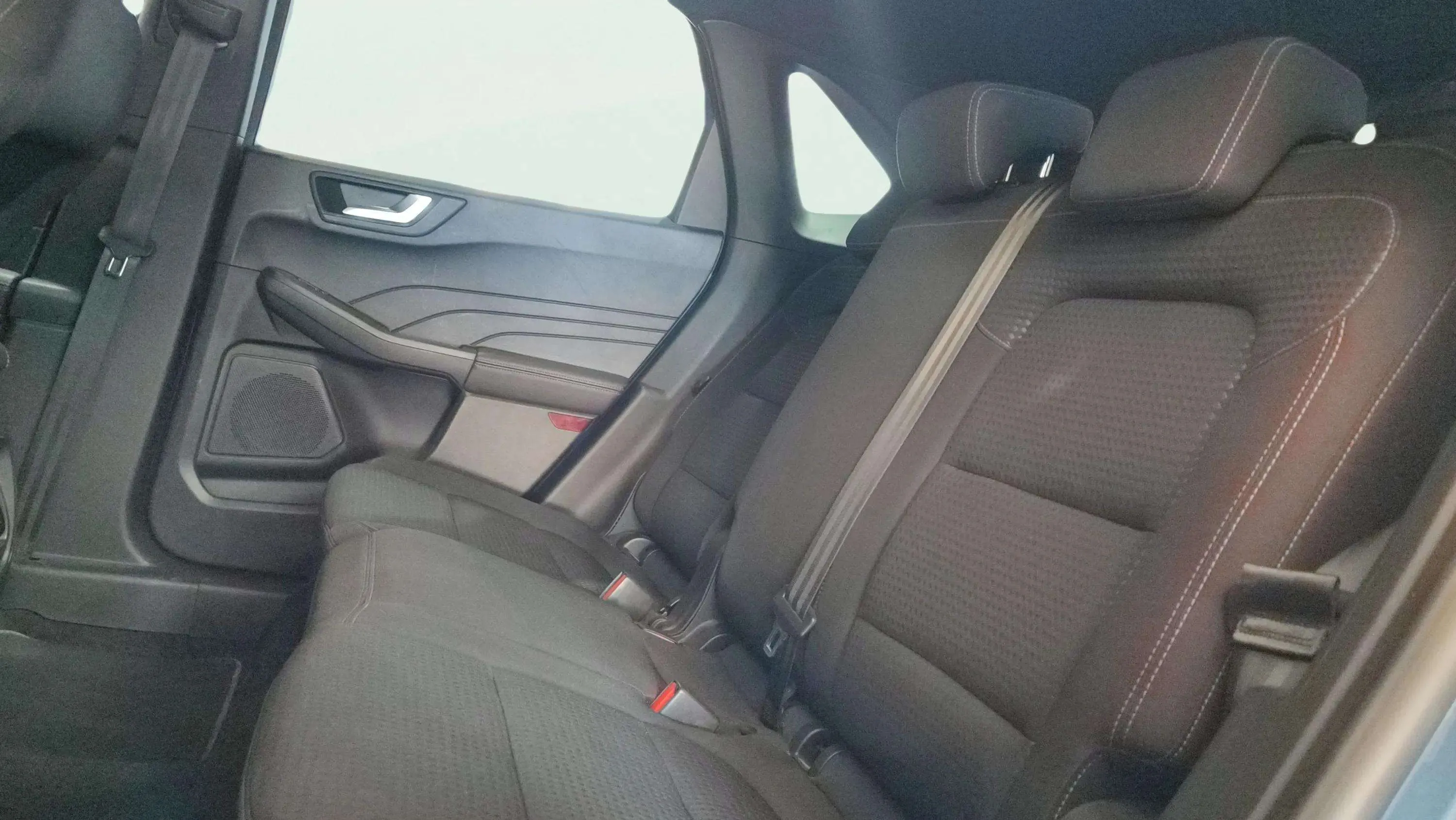 Ford Kuga ST-Line 1.5 EcoBlue - foto 24
