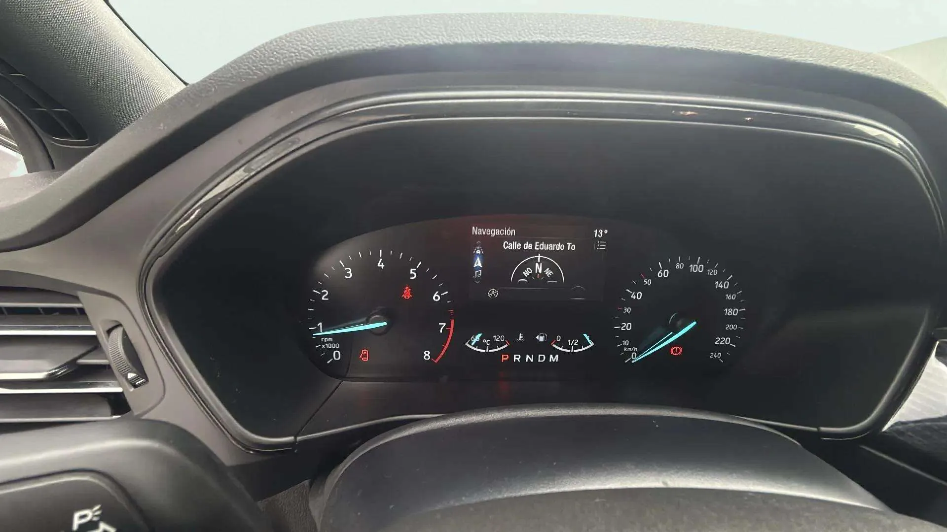 Ford Focus 1.0 EcoBoost MHEV ST-Line - foto 12