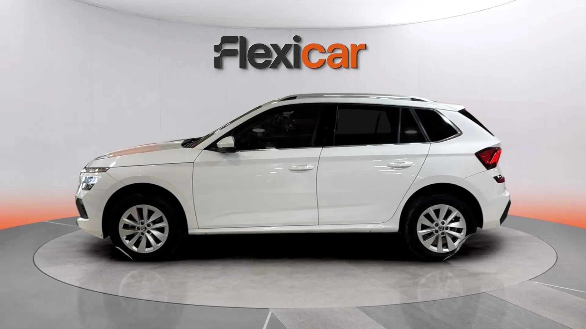 Škoda Kamiq 1.0 TSI DSG Selection - foto 4