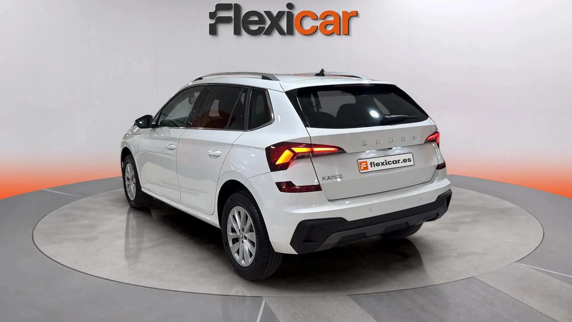 Škoda Kamiq 1.0 TSI DSG Selection - foto 5