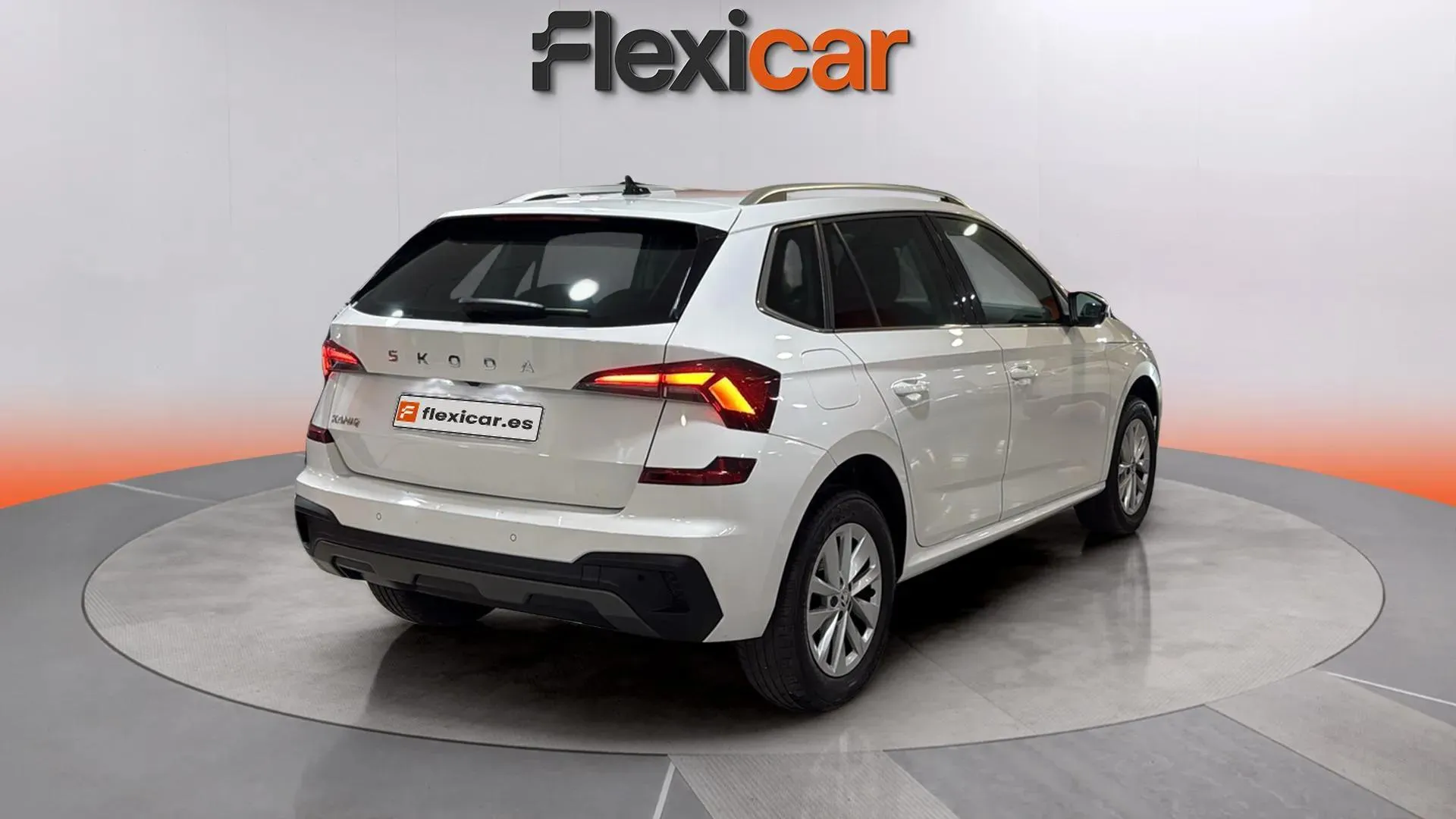 Škoda Kamiq 1.0 TSI DSG Selection - foto 7