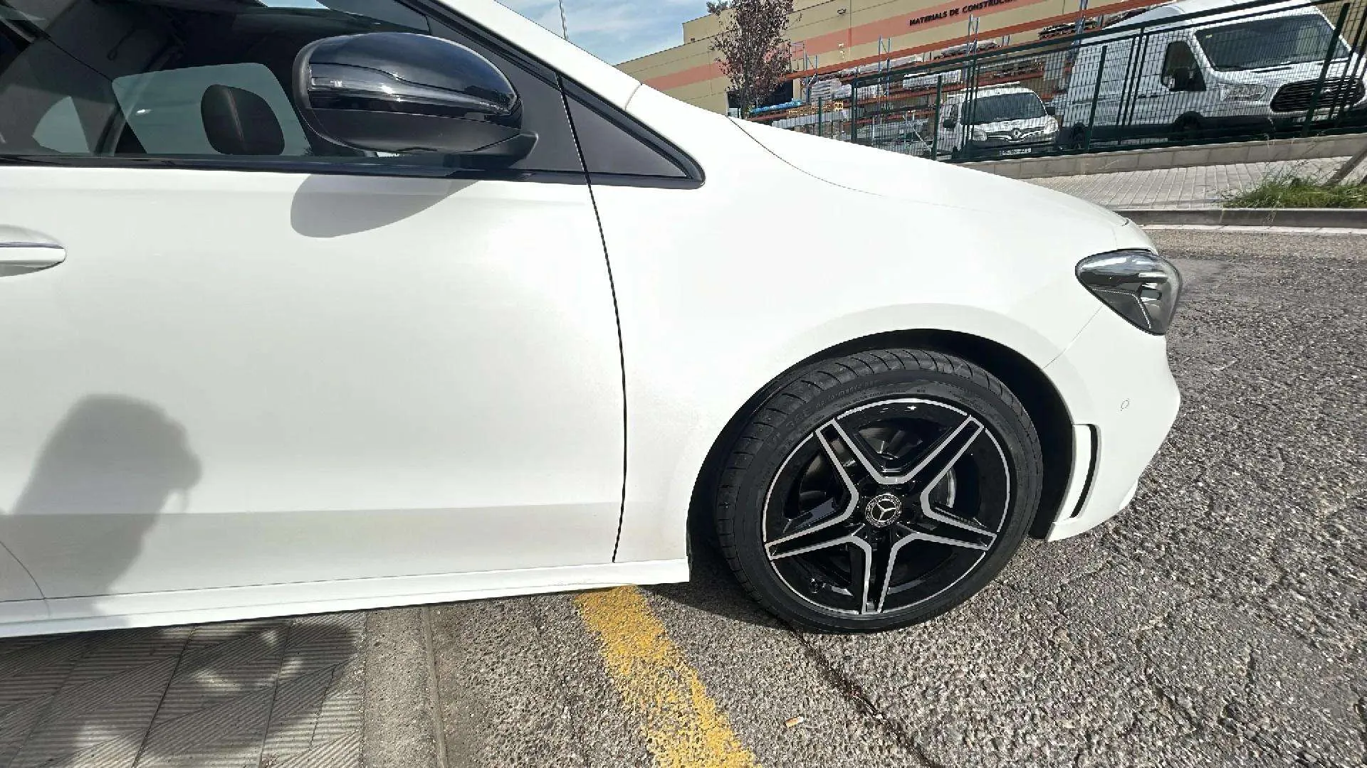 Mercedes-Benz Clase B B 200 d - foto 17