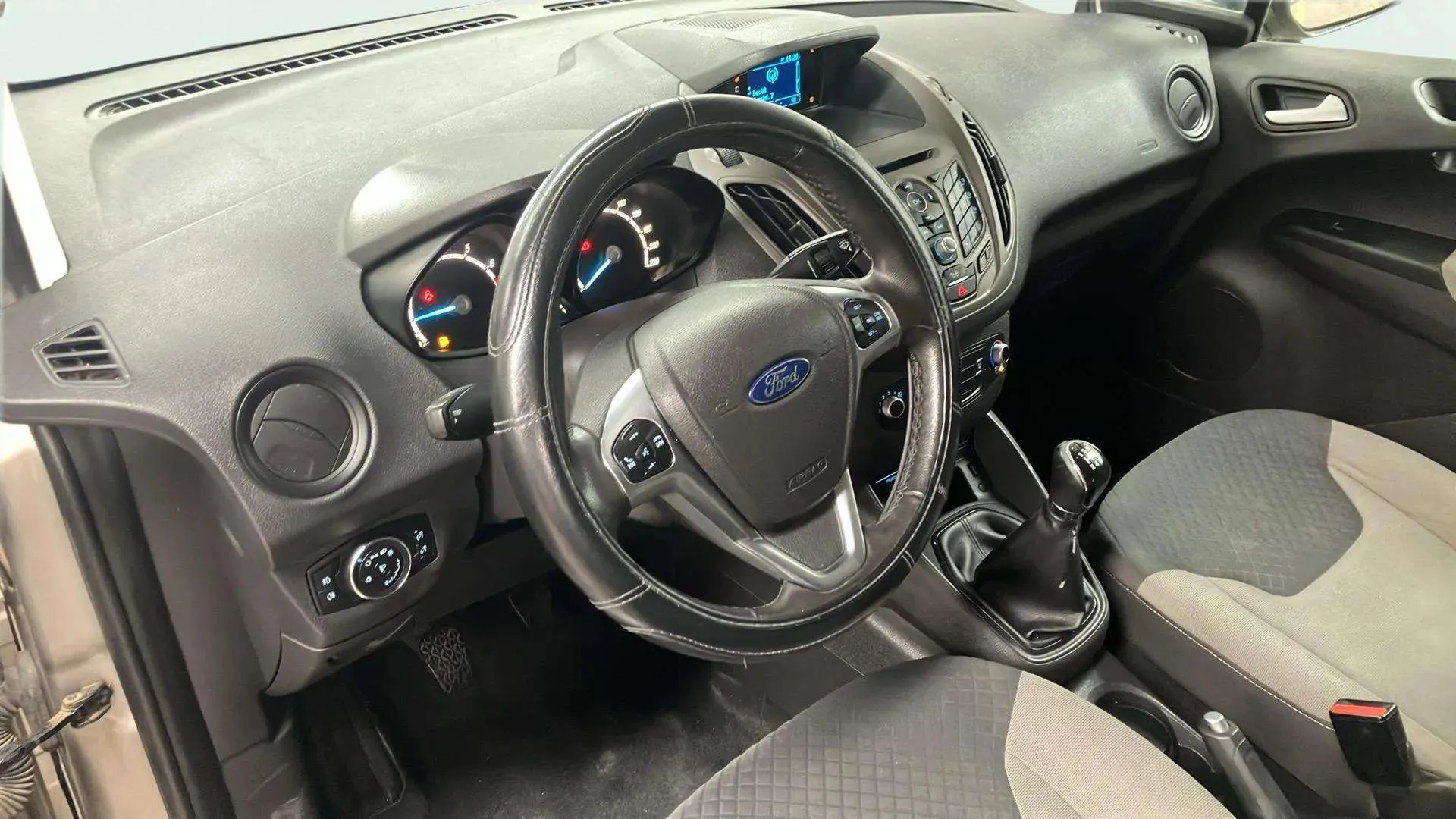 Ford Tourneo Courier 1.0 EcoBoost Ambiente - foto 6