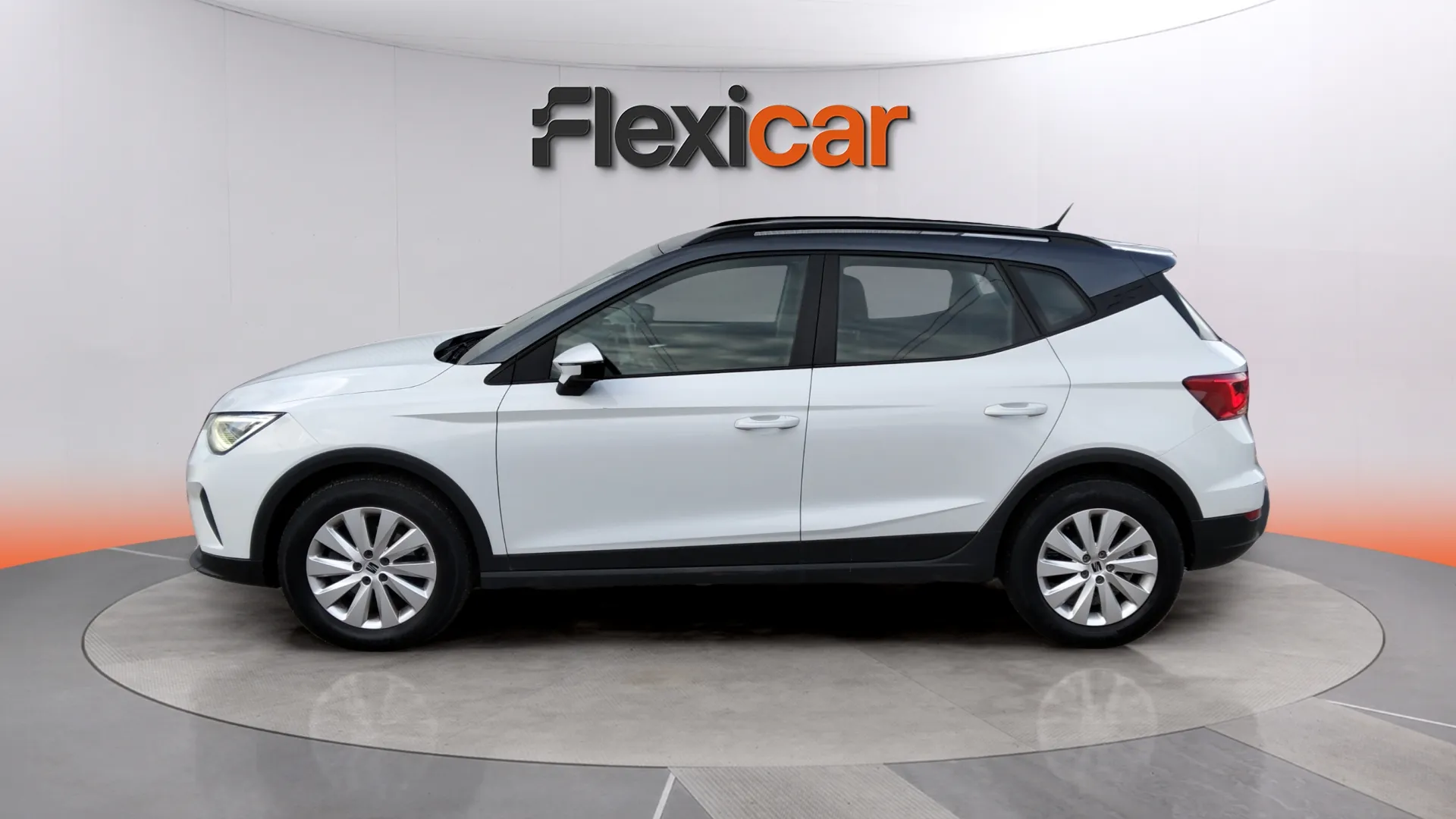 SEAT Arona 1.0 TSI DSG Style - foto 5
