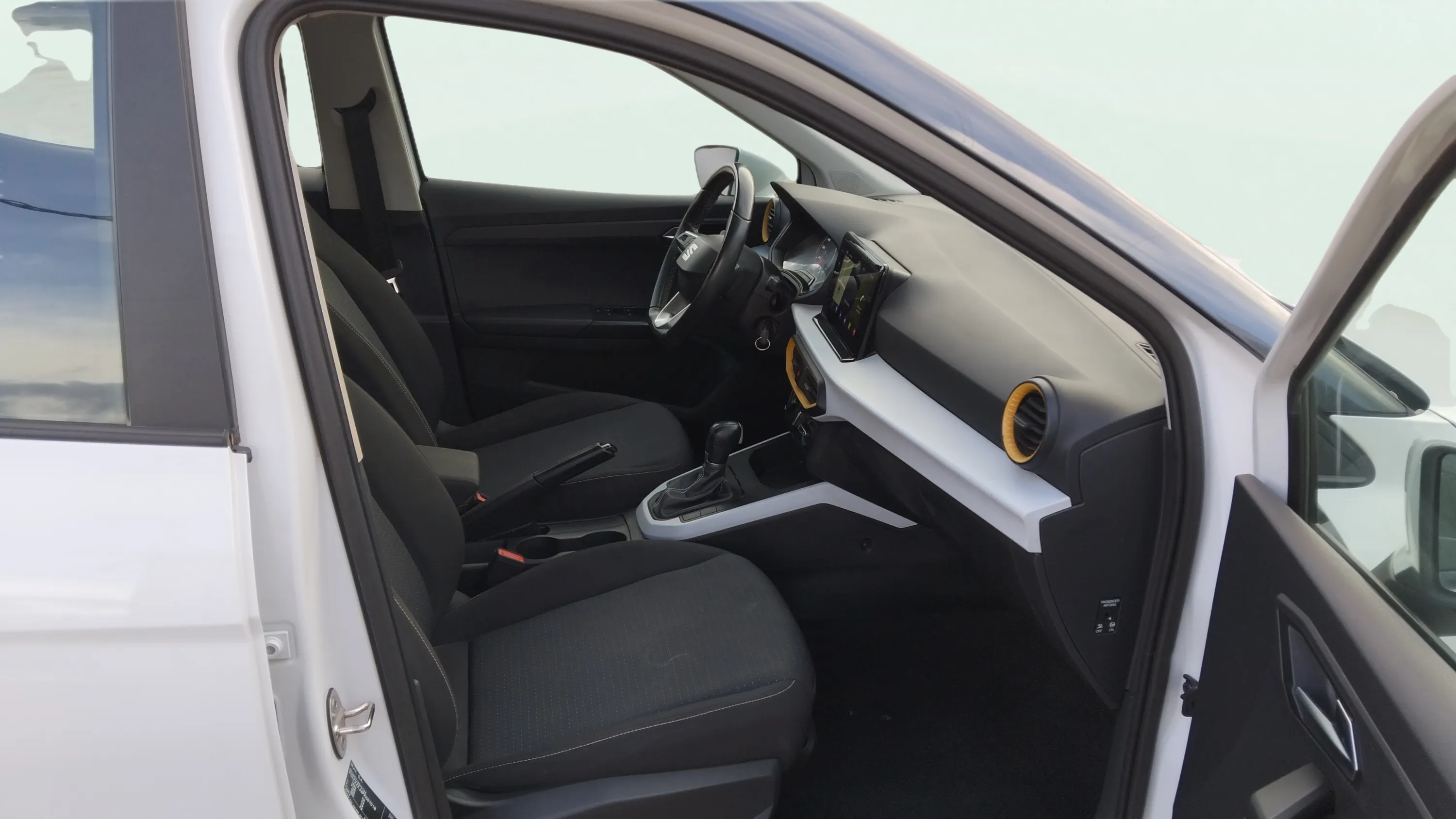 SEAT Arona 1.0 TSI DSG Style - foto 11