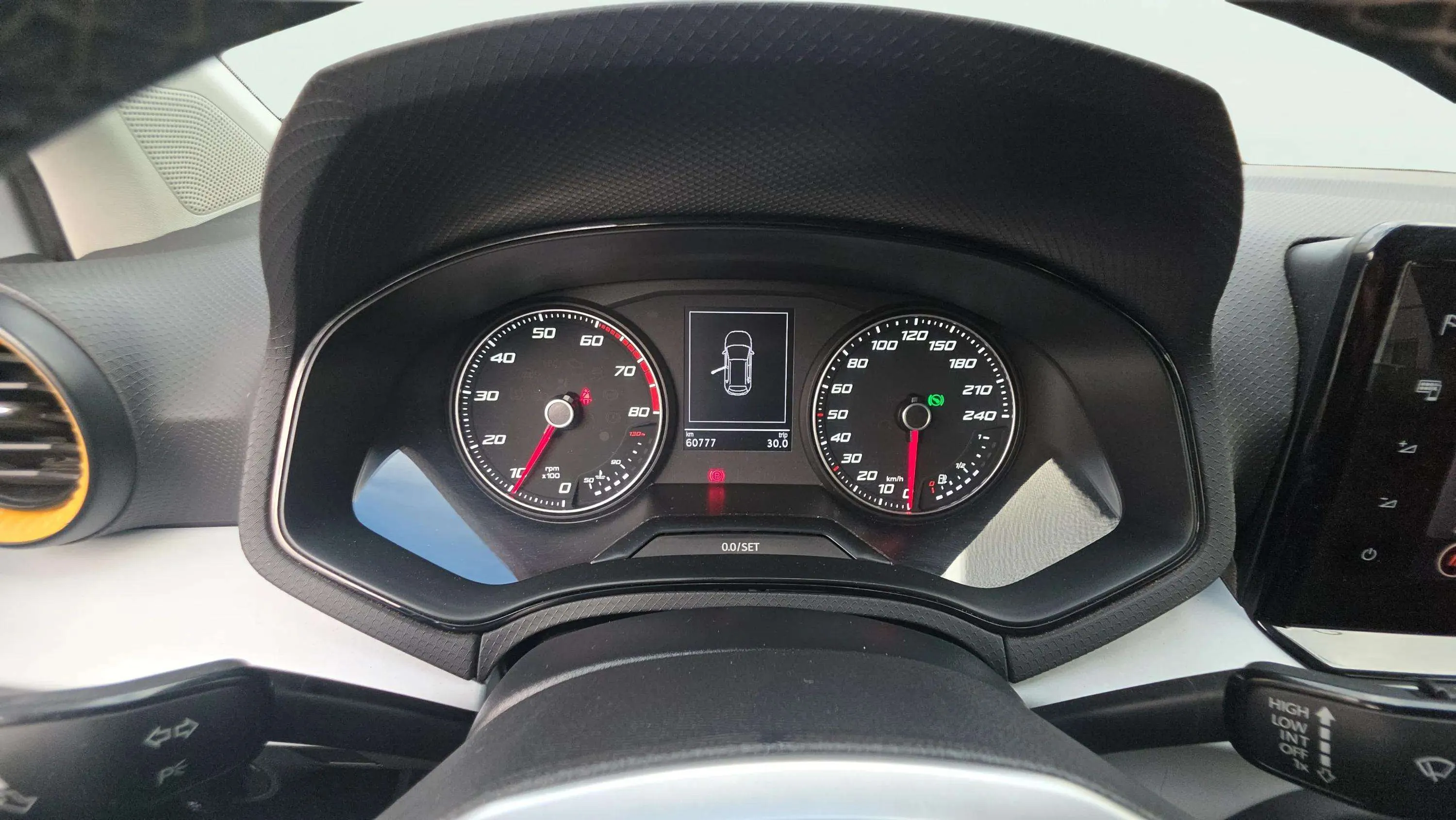 SEAT Arona 1.0 TSI DSG Style - foto 9