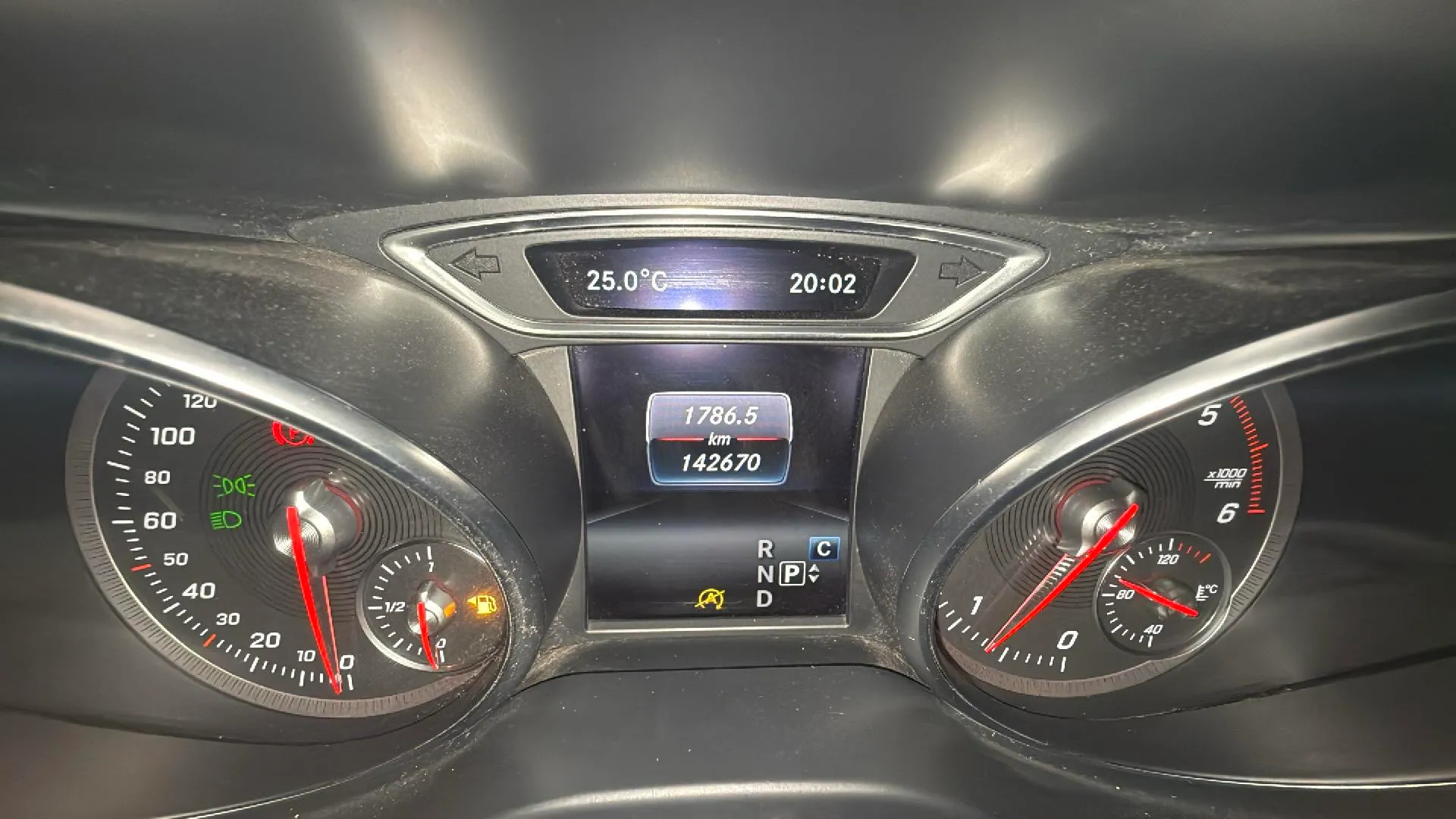 Mercedes-Benz GLA 220 d - foto 13