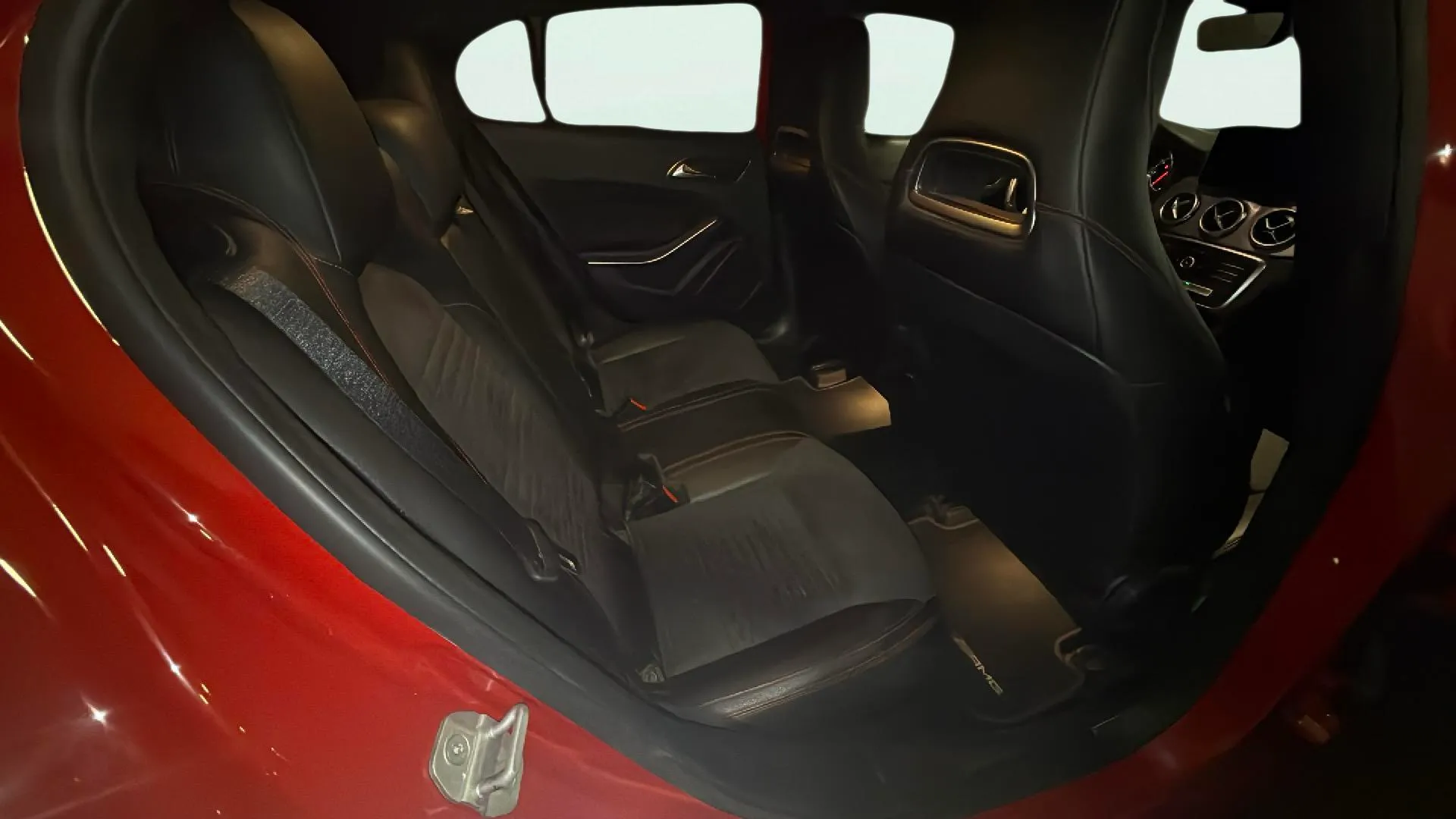Mercedes-Benz GLA 220 d - foto 4