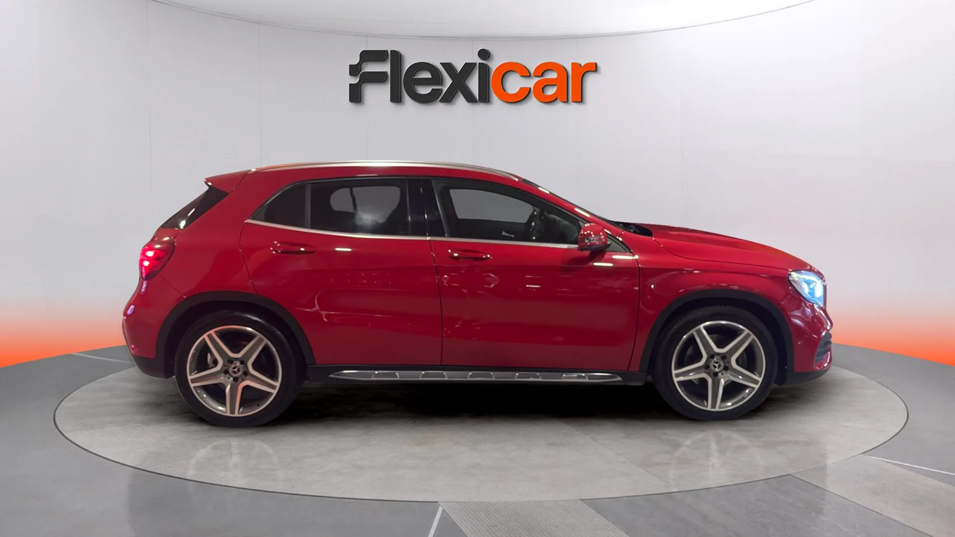 Mercedes-Benz GLA 220 d - foto 3