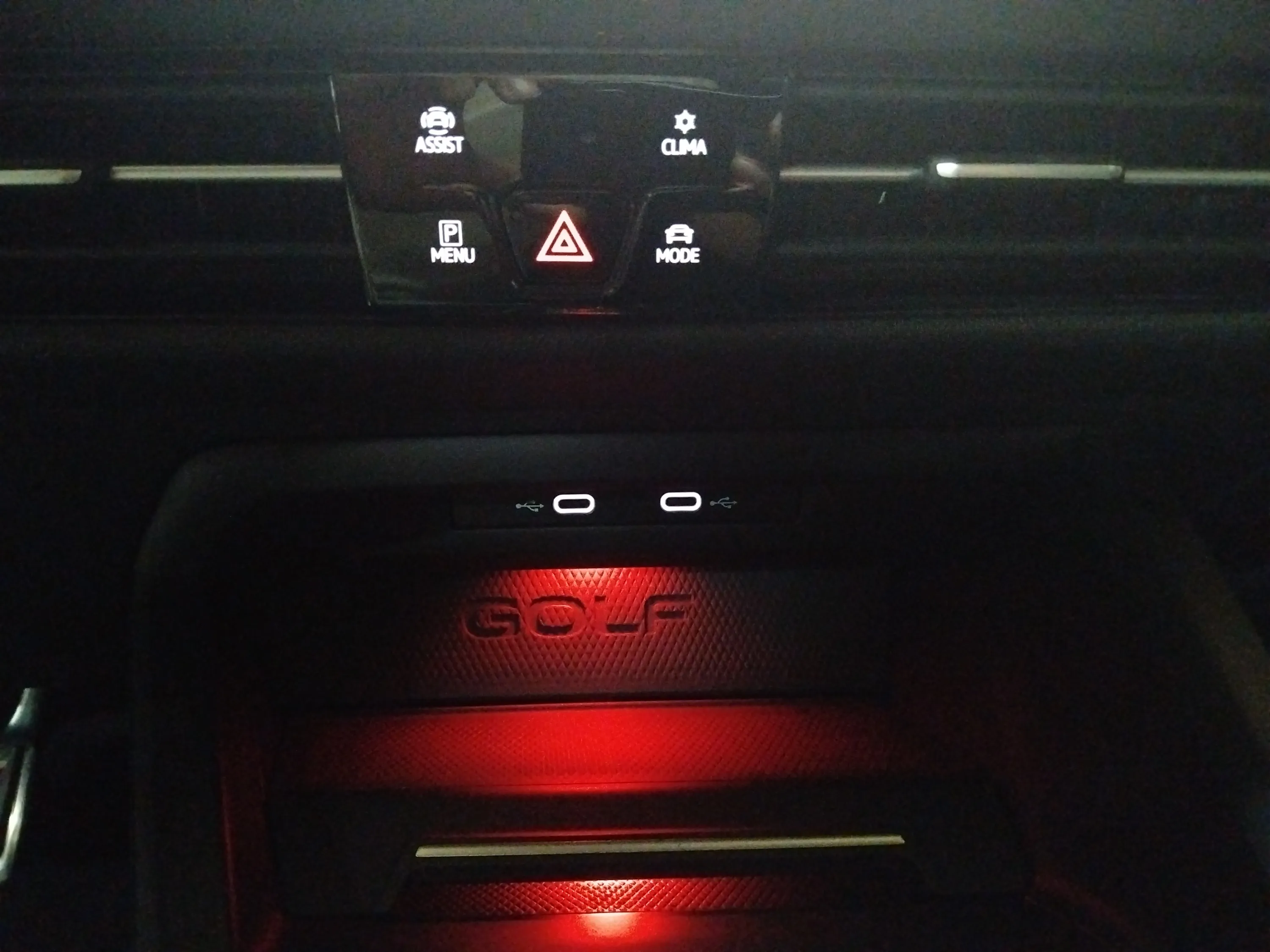 Volkswagen Golf GTI 2.0 TSI DSG - foto 21