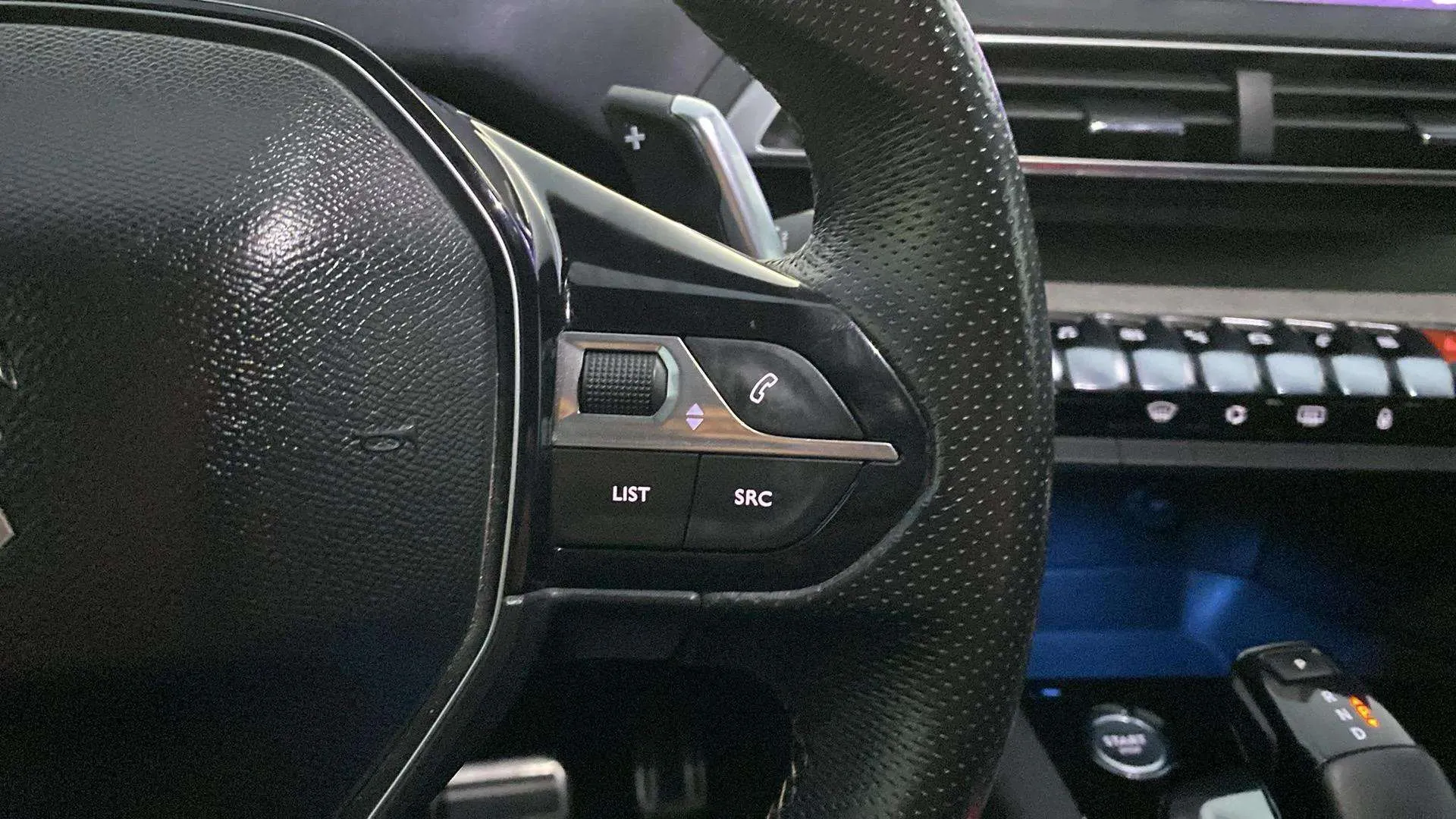 Peugeot 3008 2.0BLUEHDI GT - foto 18