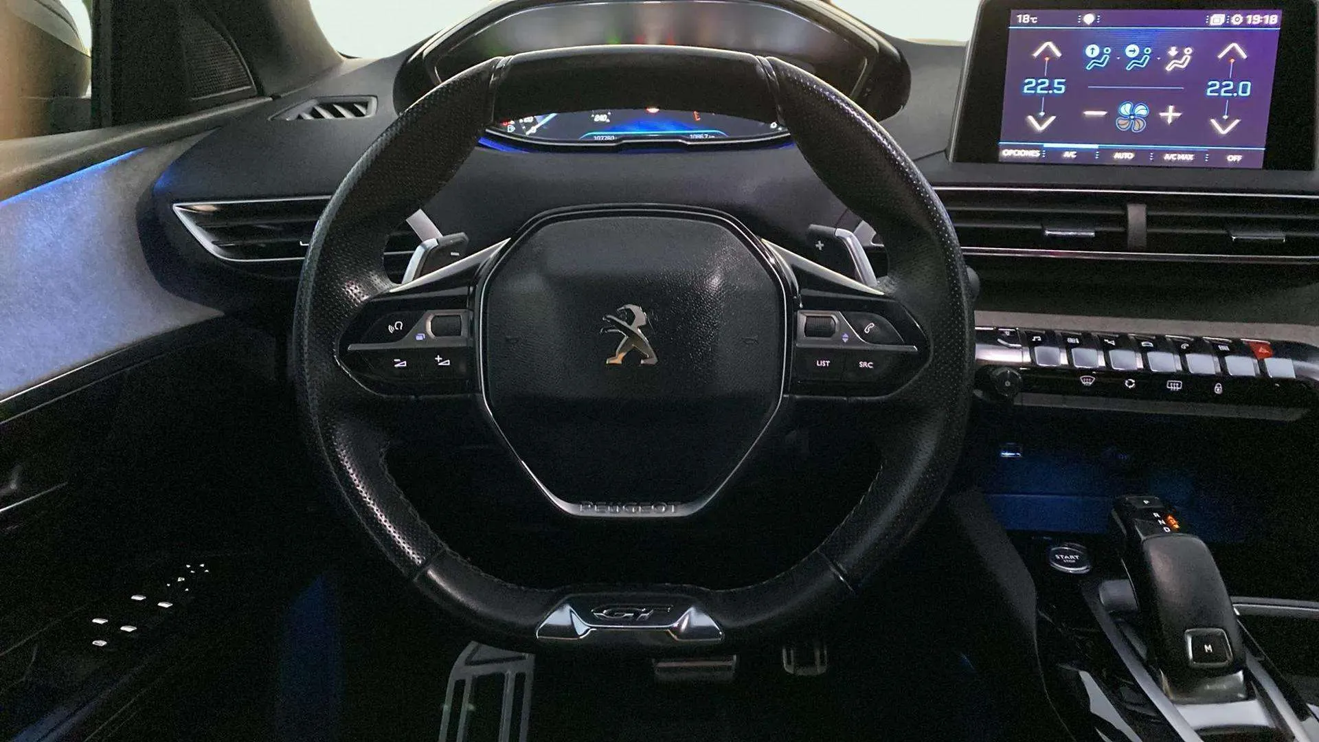 Peugeot 3008 2.0BLUEHDI GT - foto 11