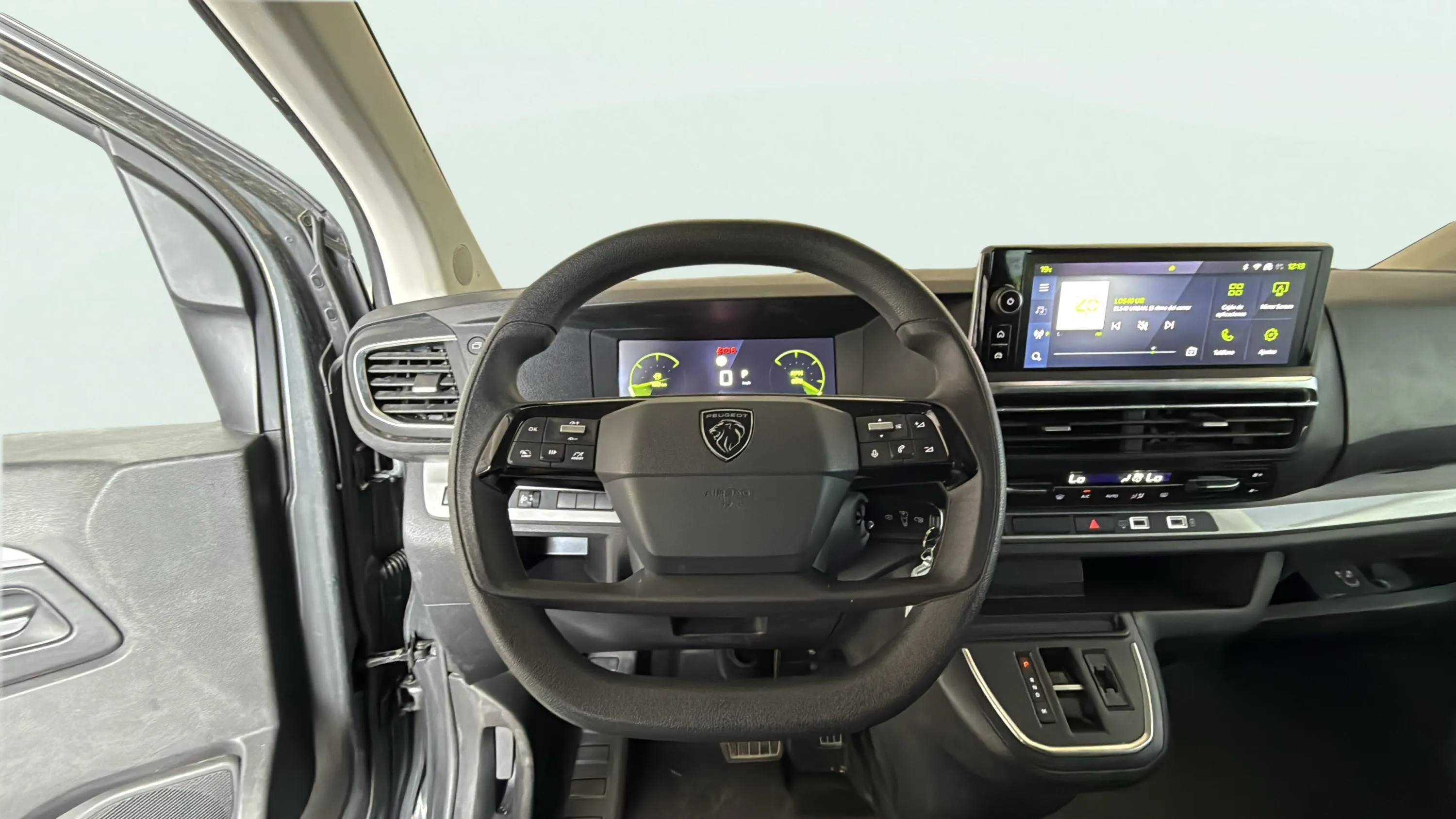 Peugeot Traveller Business Long BlueHDi 180 EAT8 - foto 21