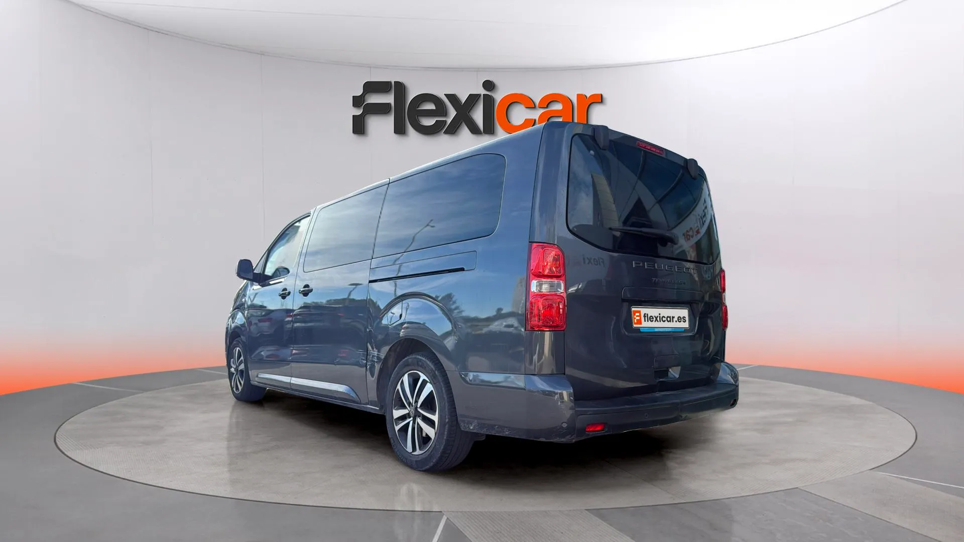 Peugeot Traveller Business Long BlueHDi 180 EAT8 - foto 5