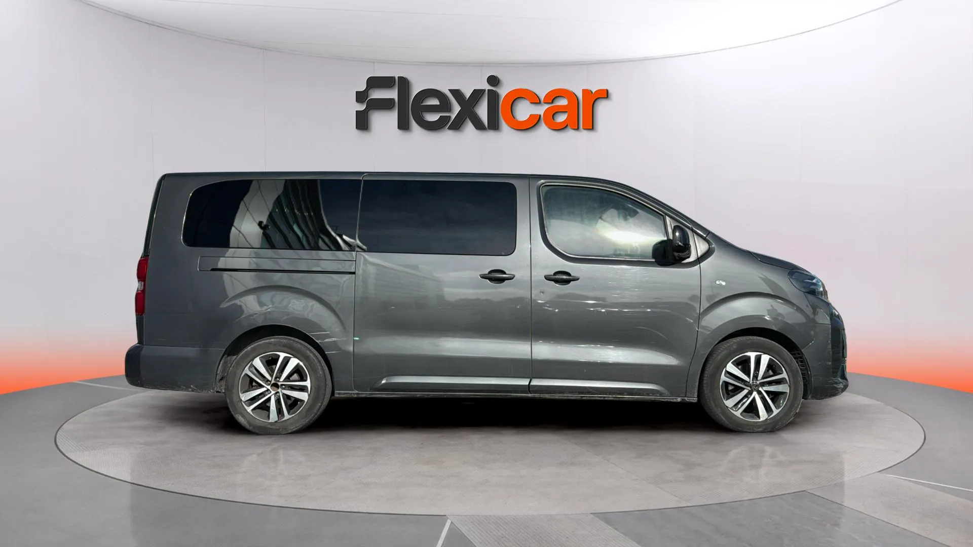 Peugeot Traveller Business Long BlueHDi 180 EAT8 - foto 8