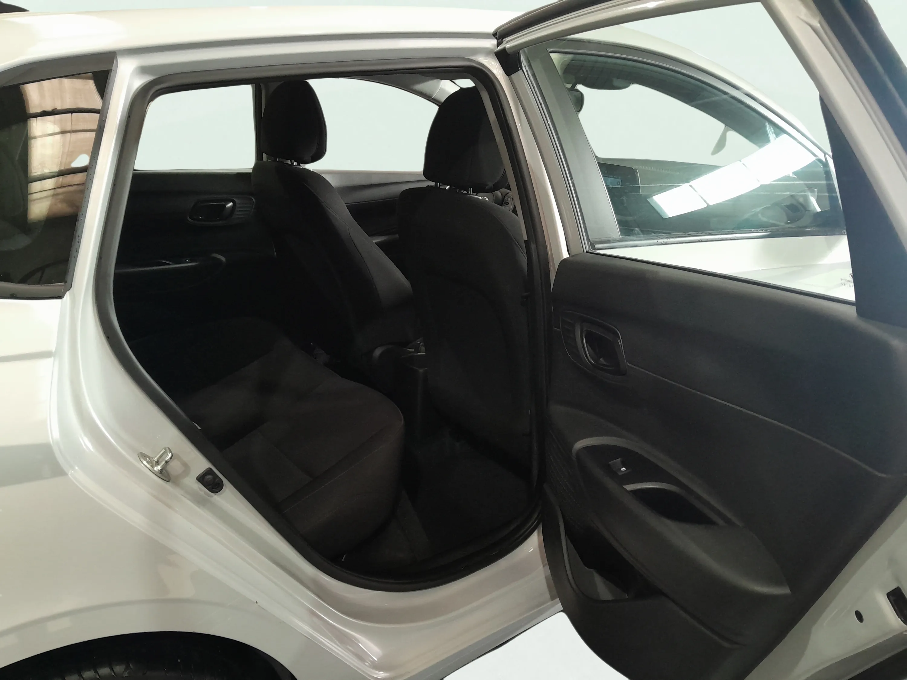 Hyundai i20 1.2 MPI Essence - foto 15