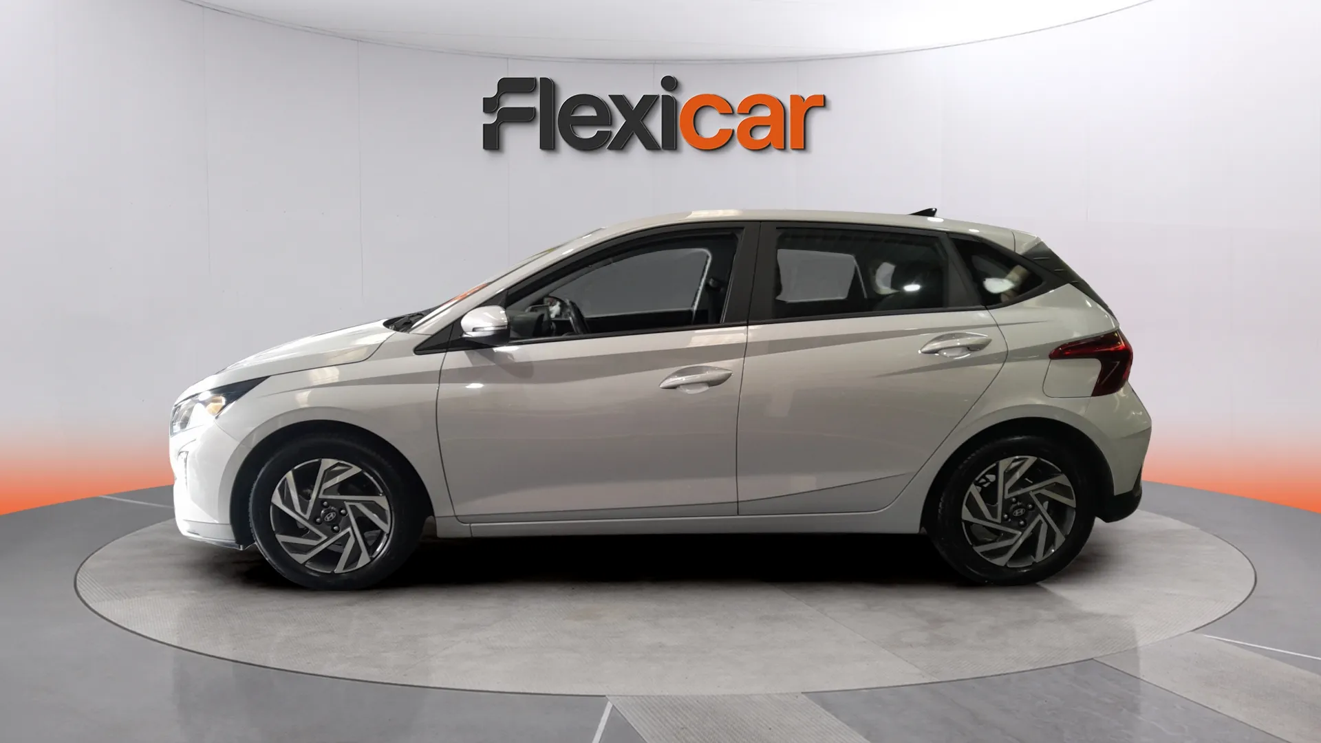 Hyundai i20 1.2 MPI Essence - foto 6