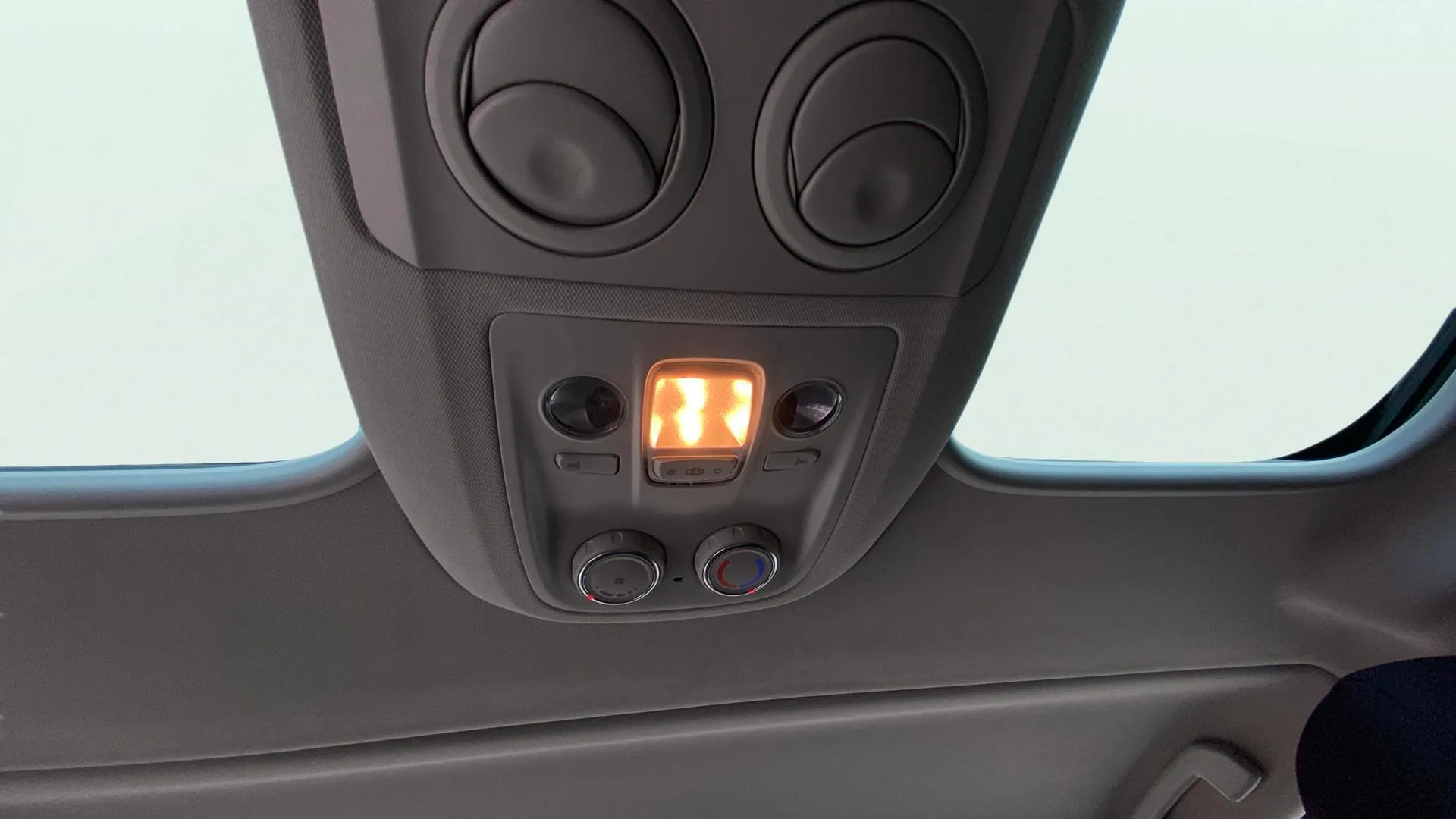 Peugeot Traveller Active BlueHDi Long - foto 23