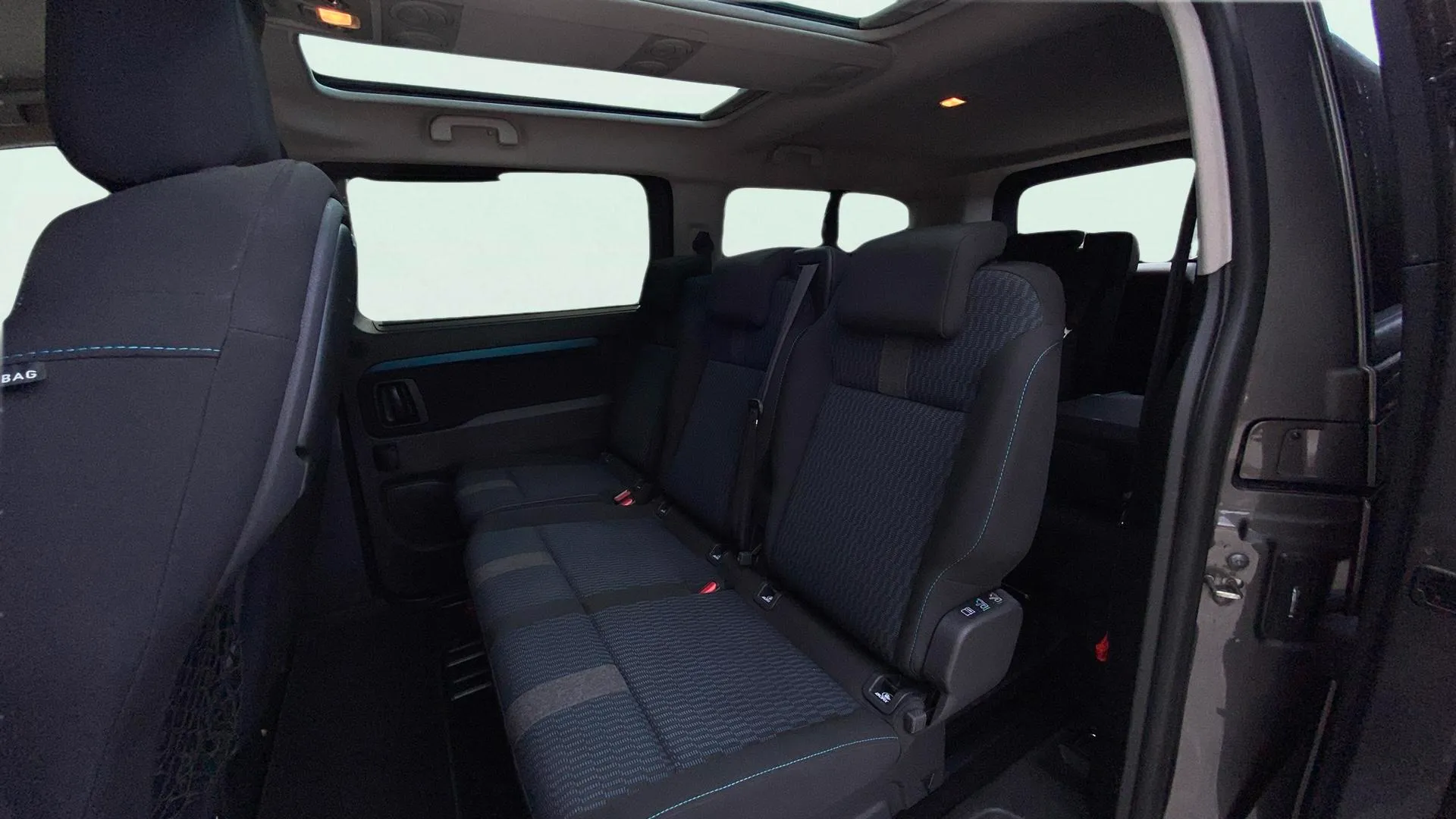 Peugeot Traveller Active BlueHDi Long - foto 14