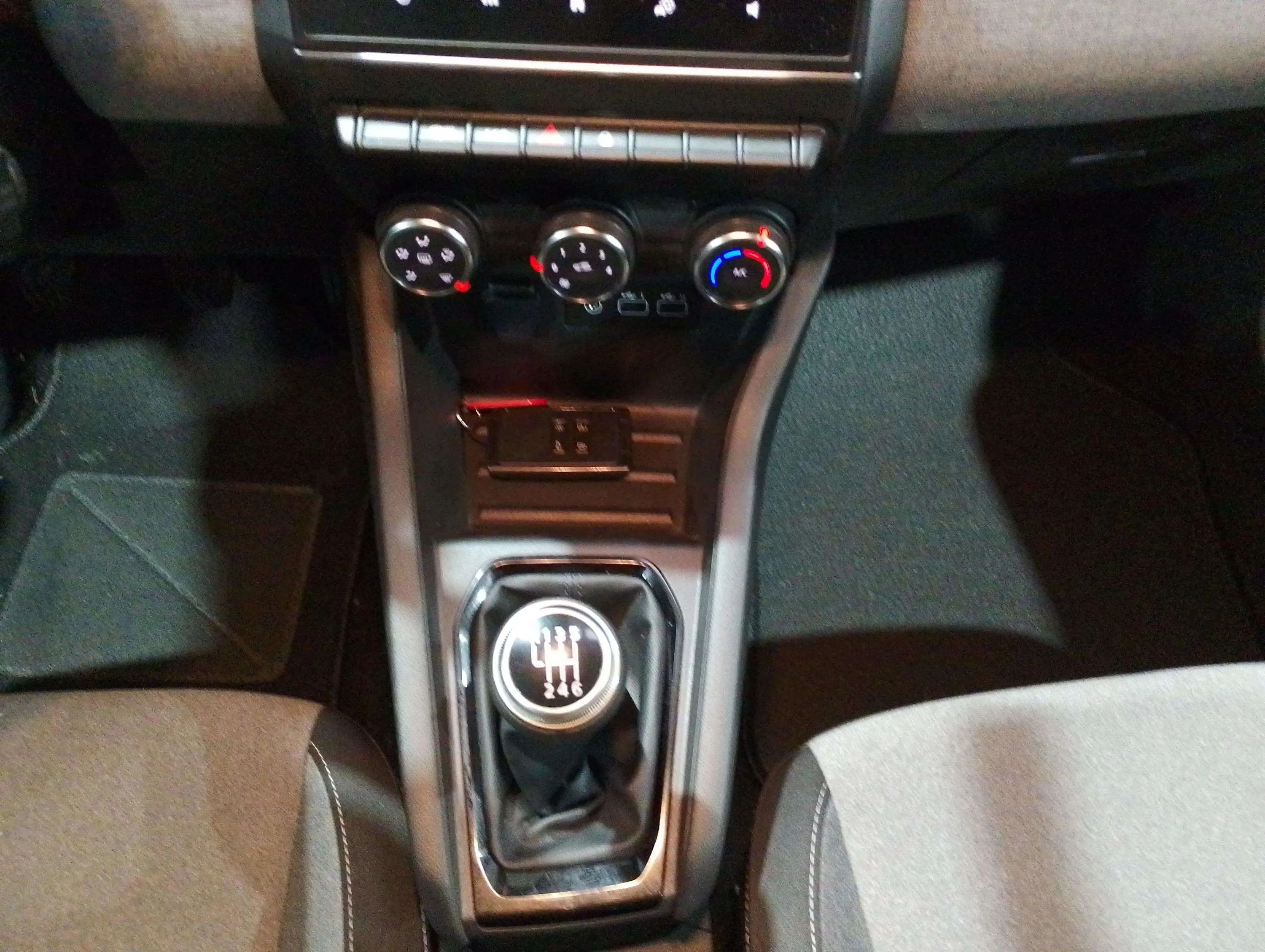 Renault Clio Evolution dCi 100 - foto 11