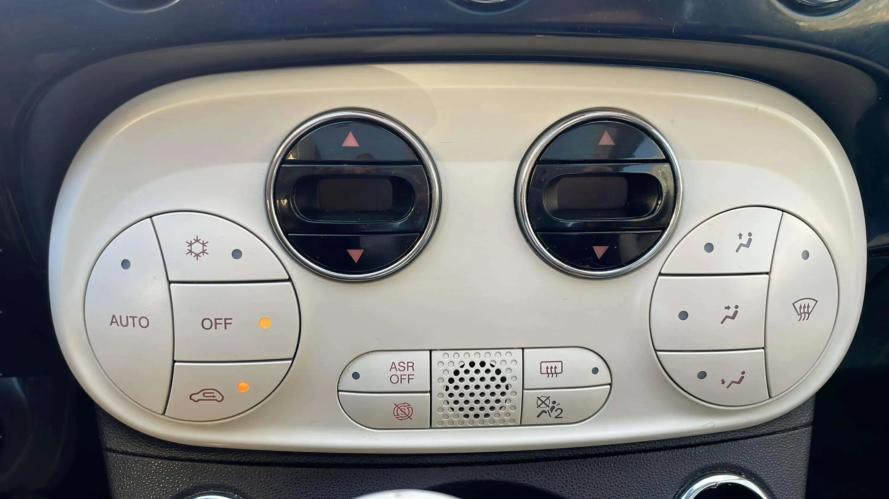 Fiat 500 Dolcevita 1.0 Hybrid - foto 15