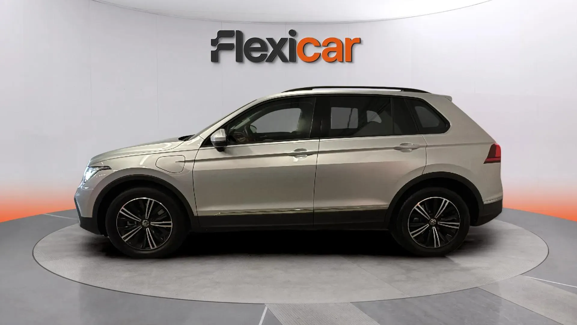 Volkswagen Tiguan Life 1.4 TSI eHybrid DSG - foto 6