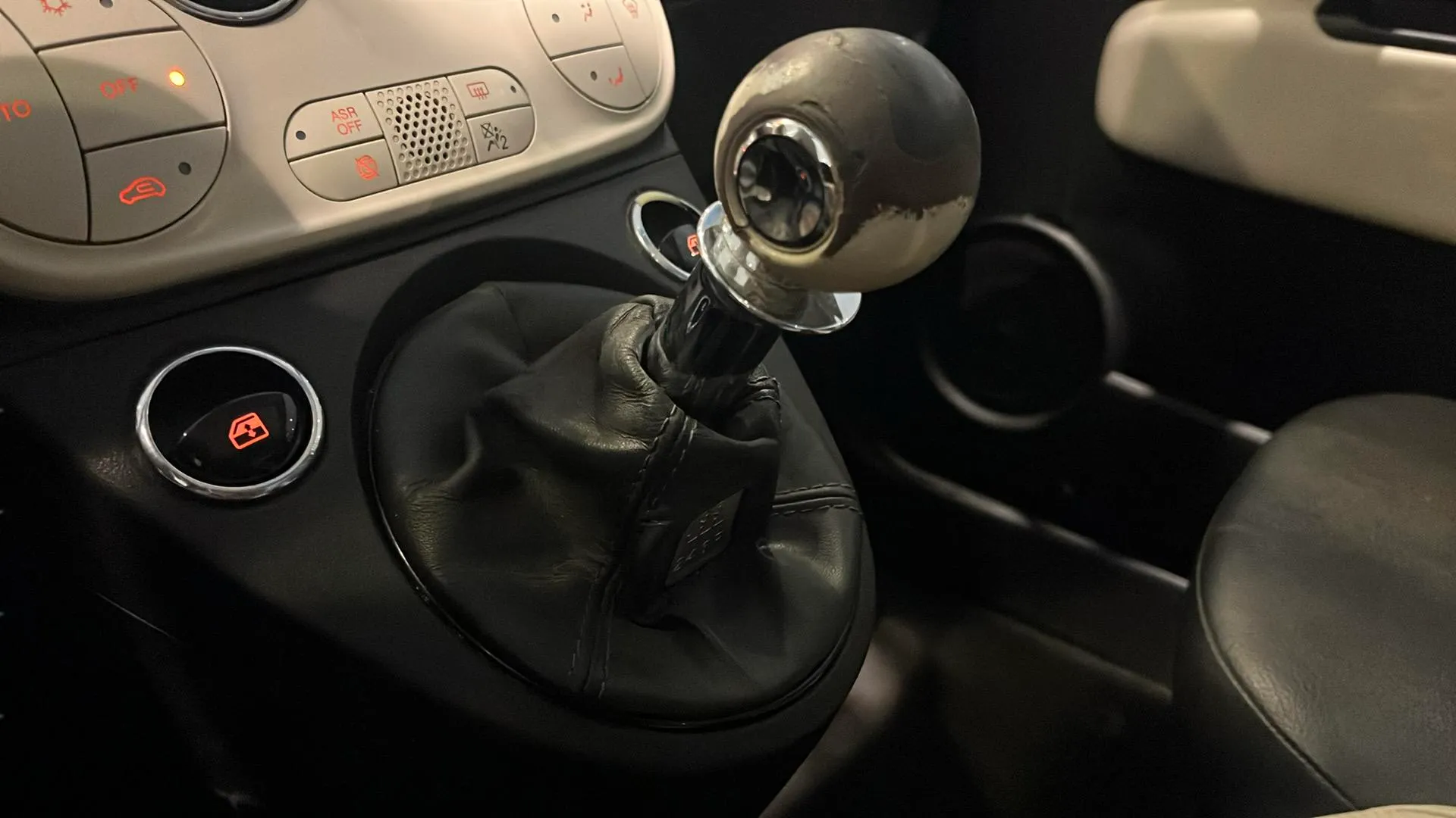 Fiat 500 Dolcevita 1.0 Hybrid - foto 18