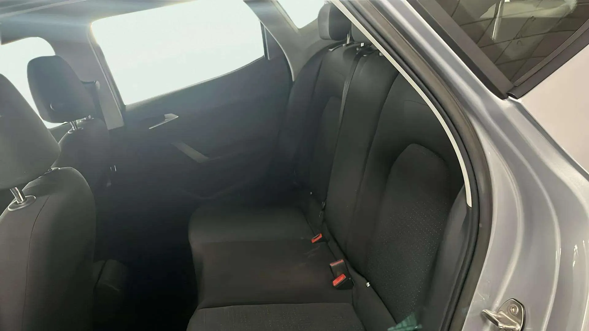 SEAT Arona 1.0 TSI DSG Style - foto 20
