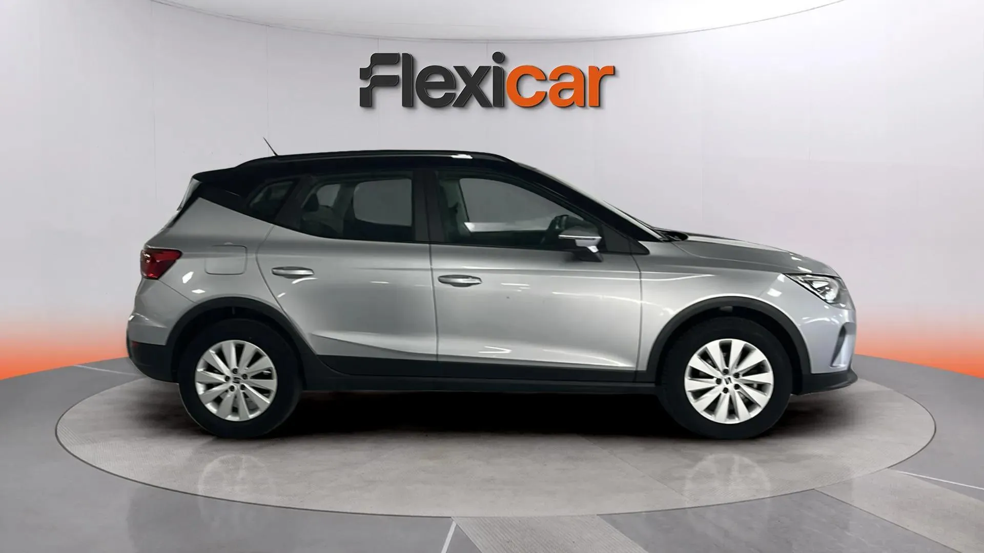 SEAT Arona 1.0 TSI DSG Style - foto 4