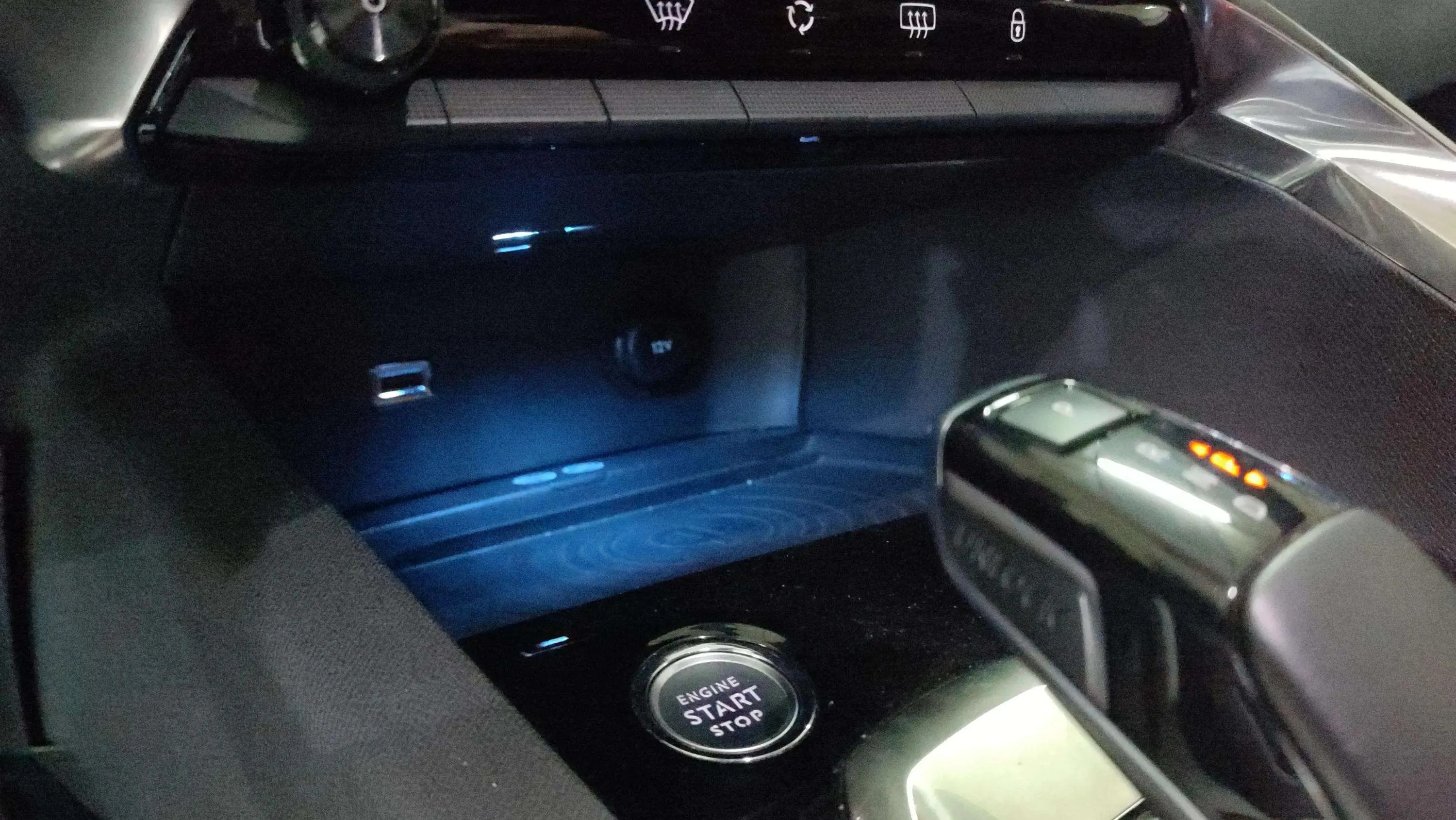 Peugeot 3008 GT Line BlueHDi EAT8 - foto 19