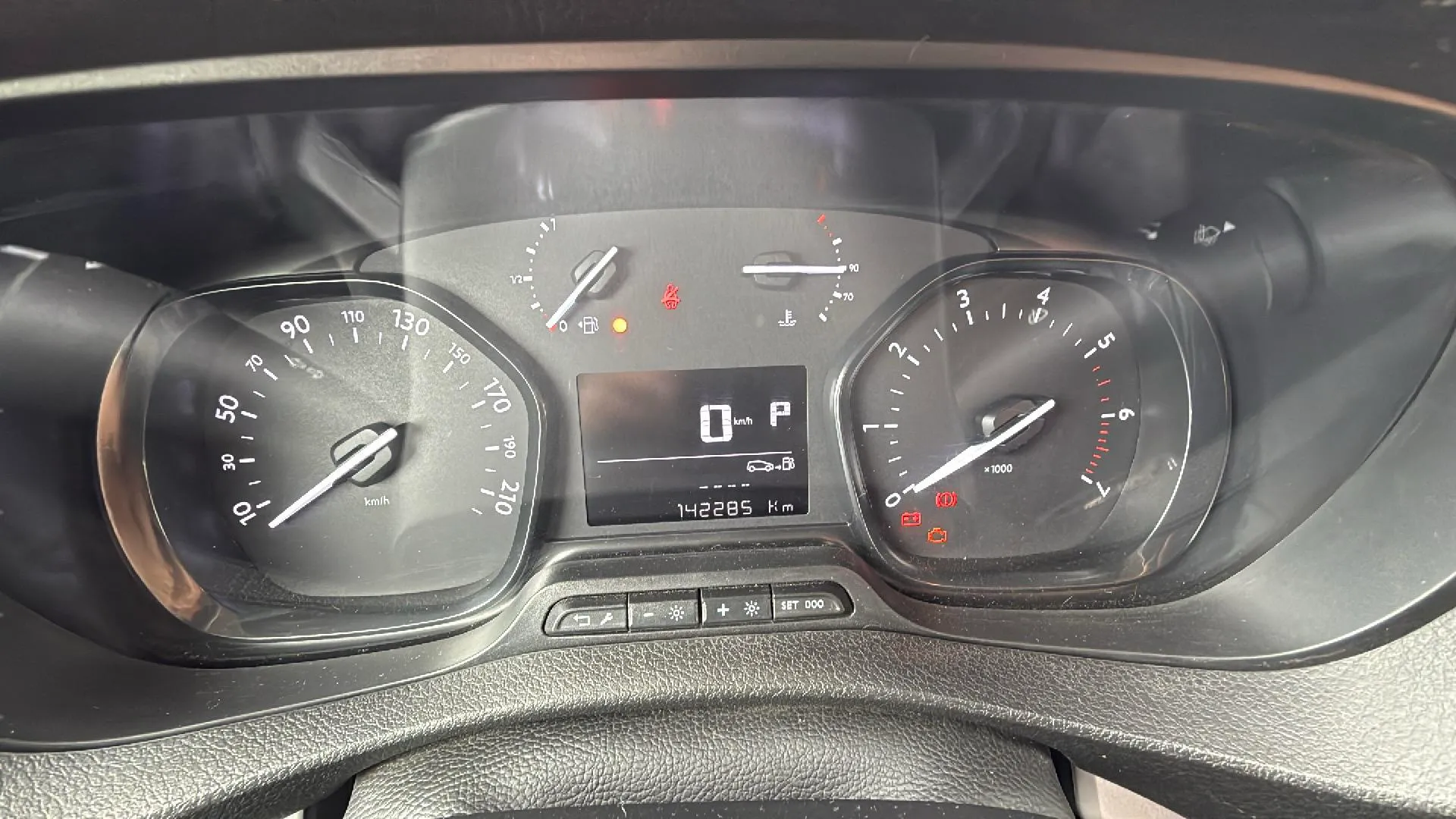 Citroën SpaceTourer Talla M BlueHDi (180) EAT6 Feel - foto 12