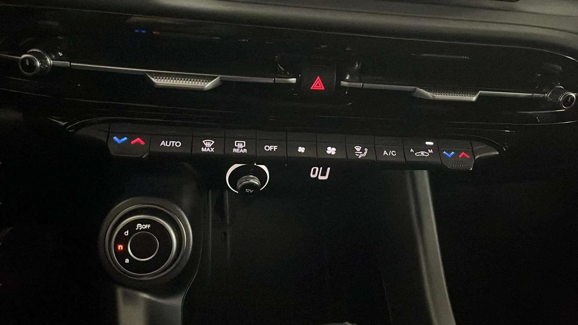Alfa Romeo Tonale 1.5 MHEV Gasolina Sprint FWD - foto 16