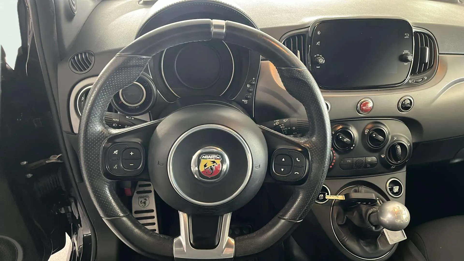 Abarth 500 595 1.4 16v T-Jet - foto 11